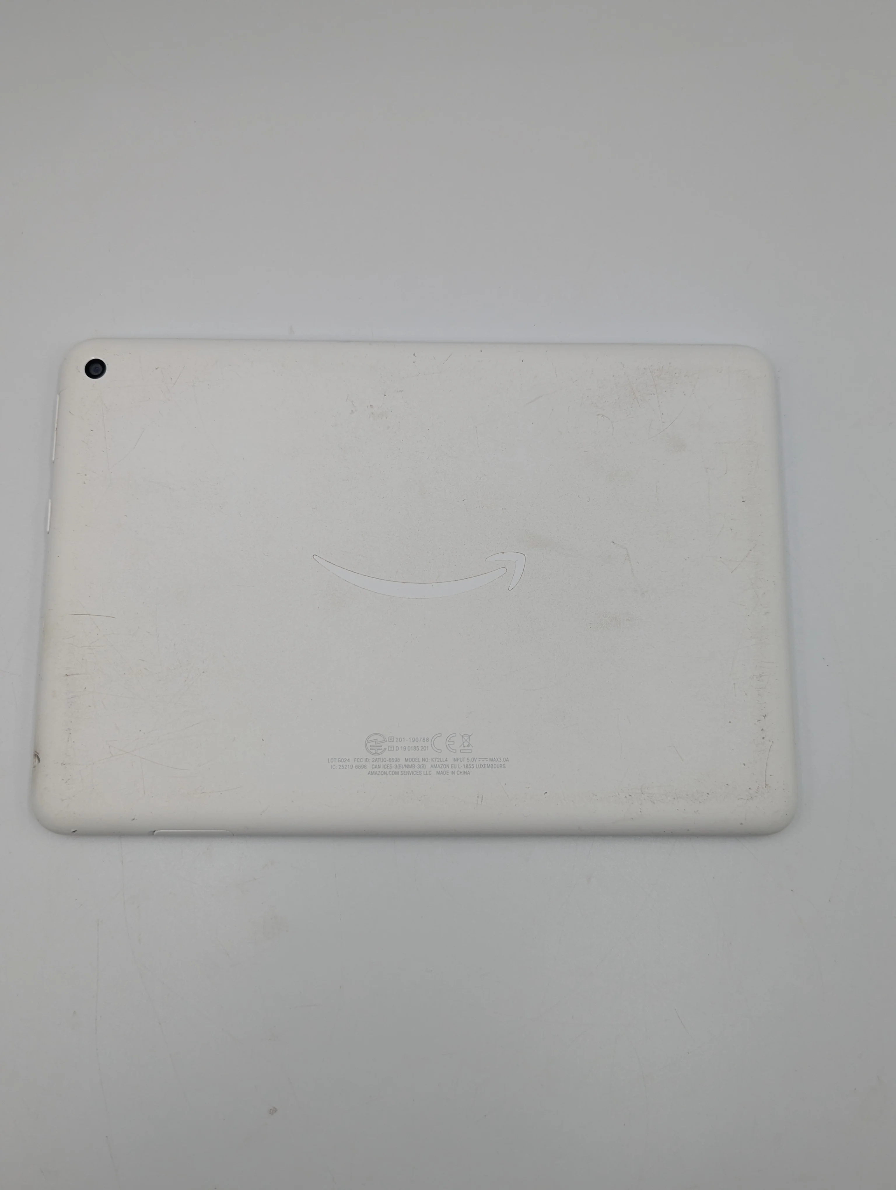 Amazon Fire HD 8 Tablet - Image 2