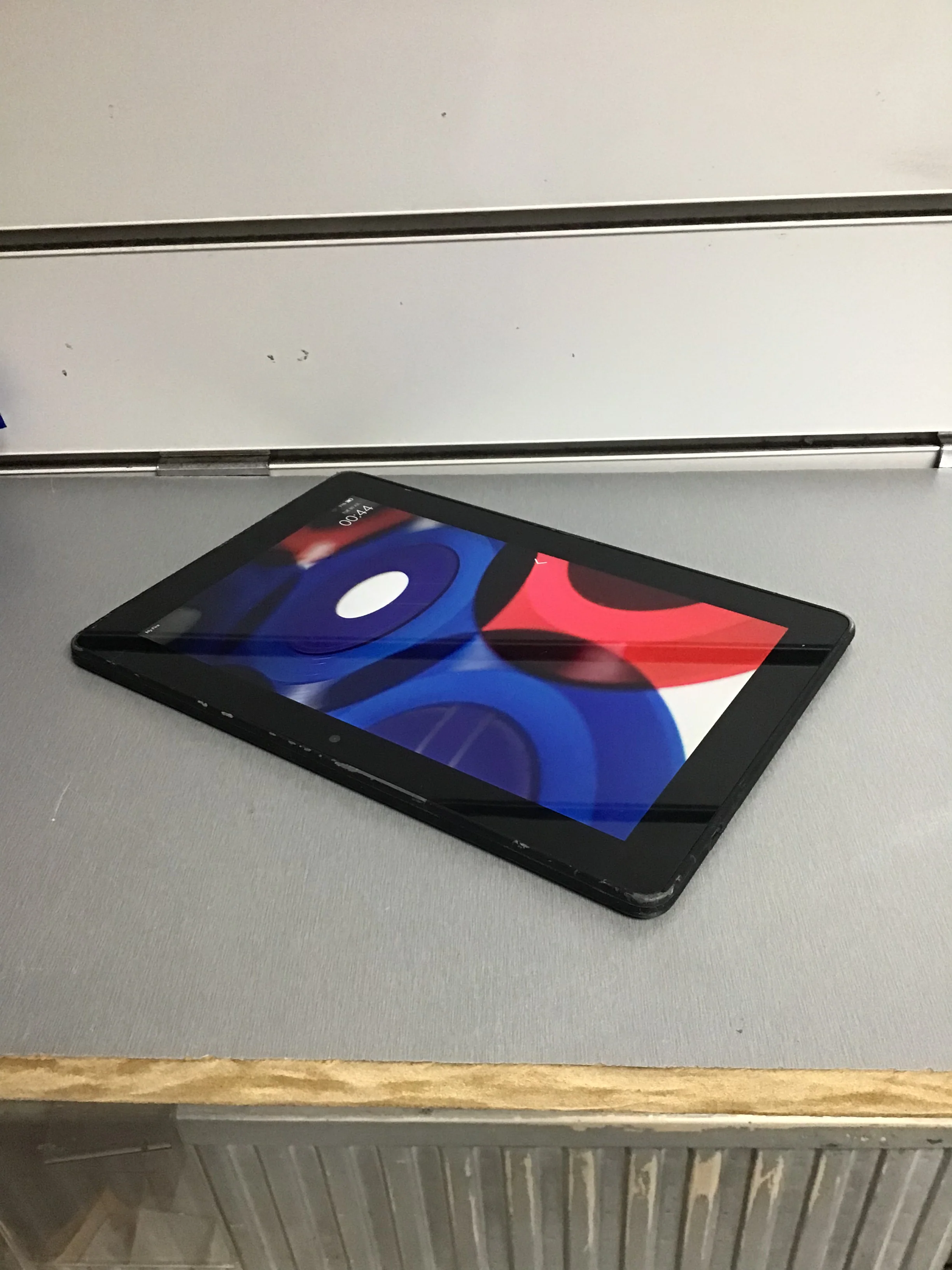 Amazon Fire Tablet HDX 8.9 (3rd Generation) - 12GB Storage - Image 3