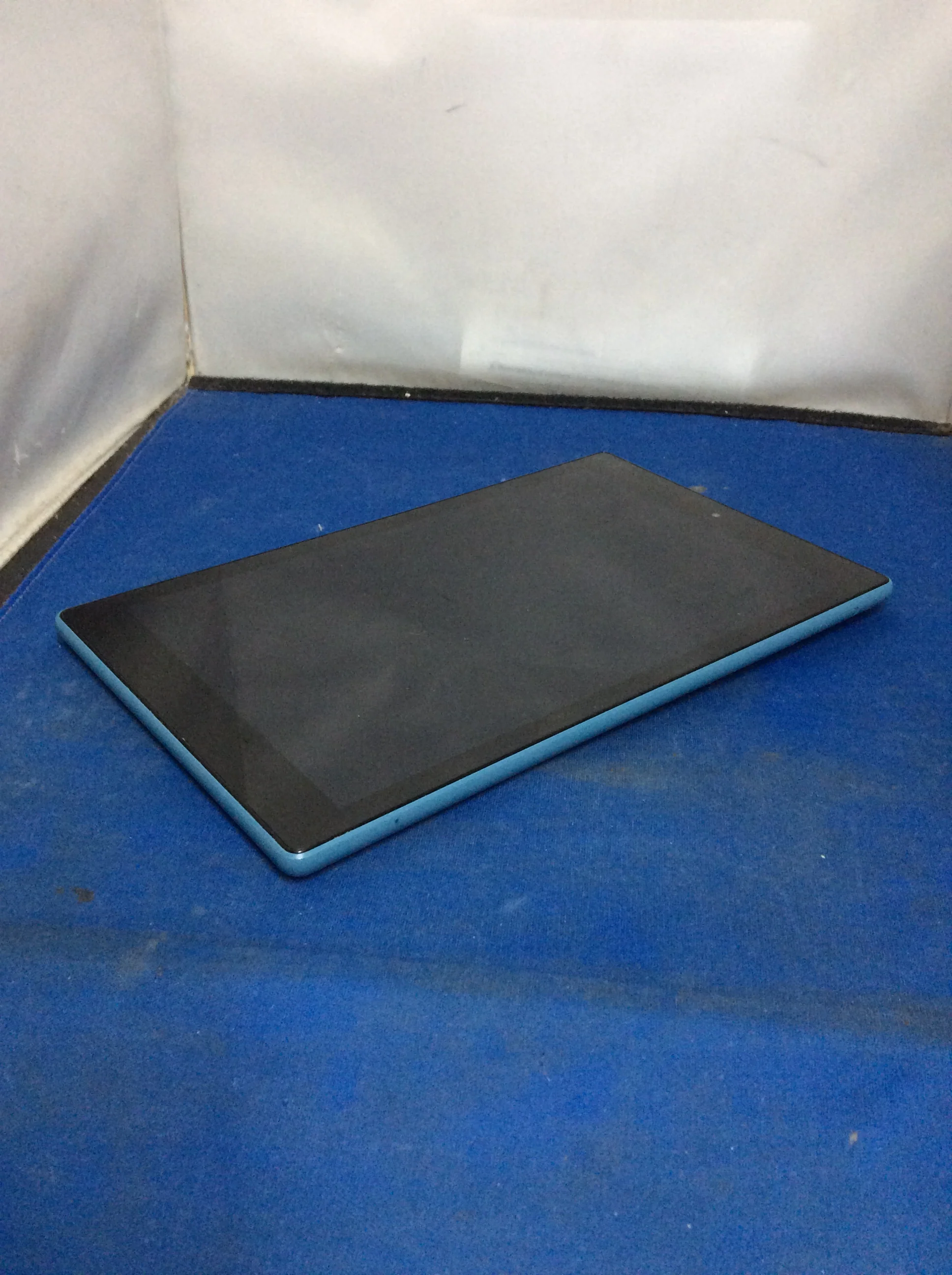 Amazon Fire HD 10 (9th Generation) - Image 4