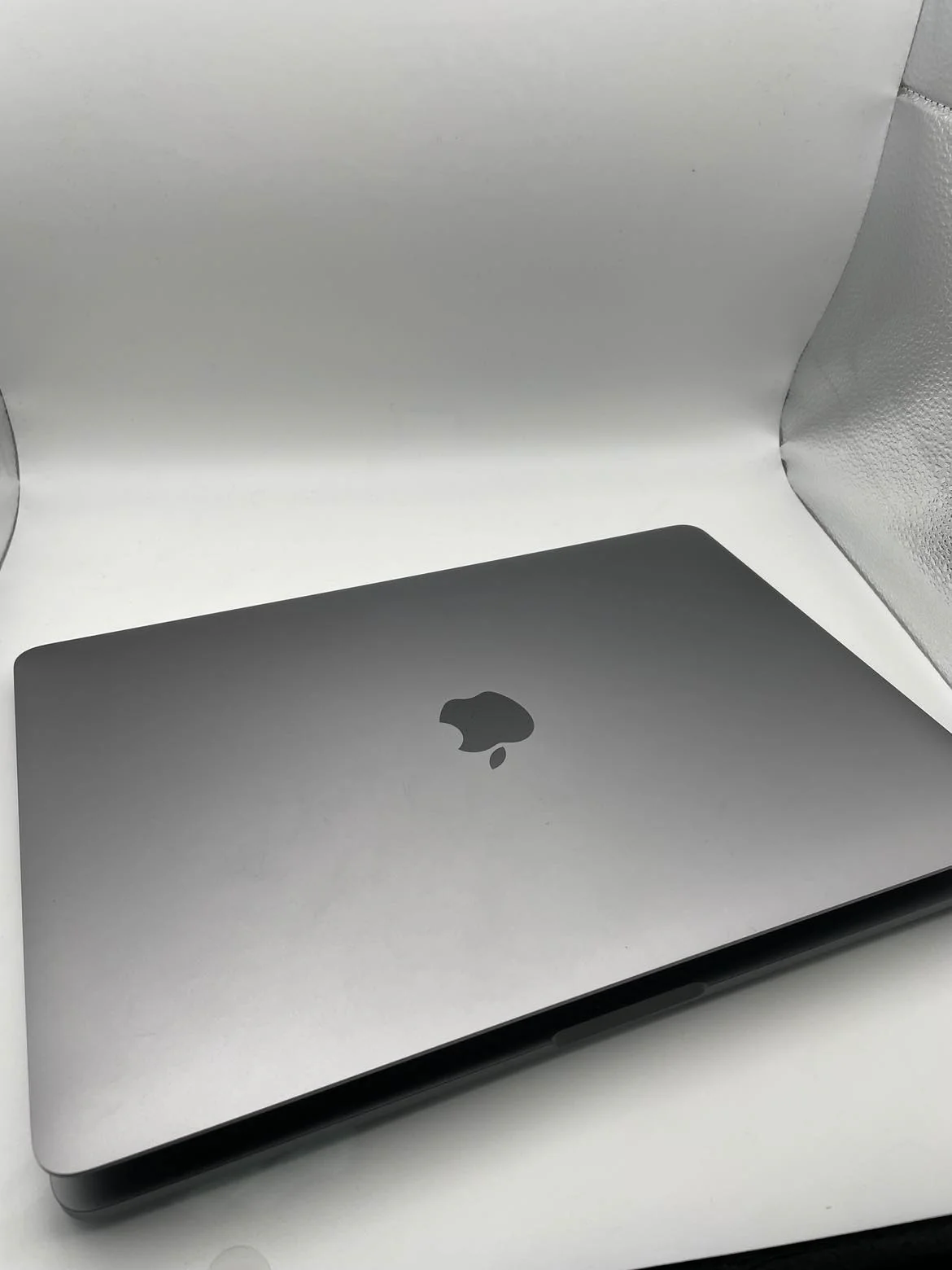 Apple 13" MacBook Pro - Space Gray (2020) - Image 2