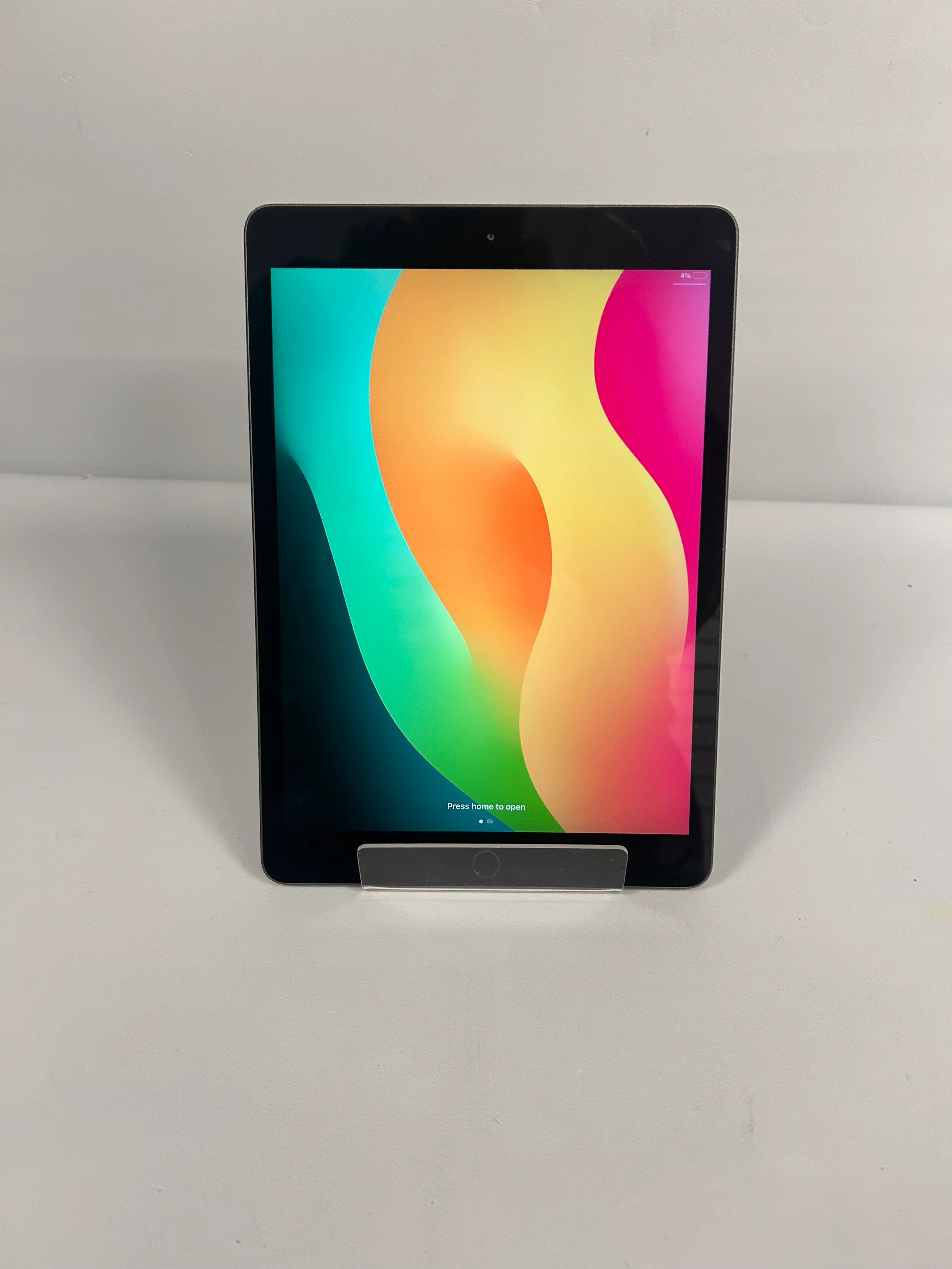 Apple iPad 8th Gen 32GB - Image 3