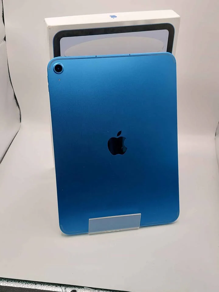 Apple iPad A16 (A3355) 11" 256GB Blue, Unlocked Boxed 100% Battery *DEAL* - Image 2
