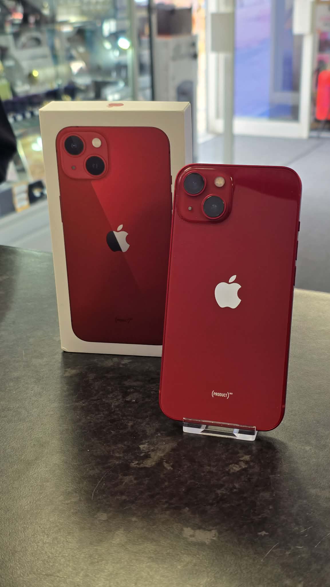 Apple iPhone 13 128GB - Red - Unlocked - Image 2