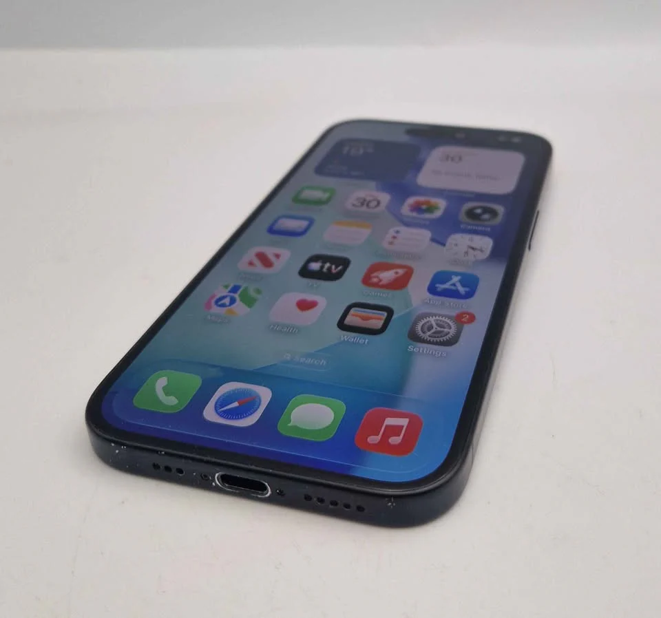 Apple iPhone 15 - 128GB - Black - Unlocked *Unboxed* - Image 3