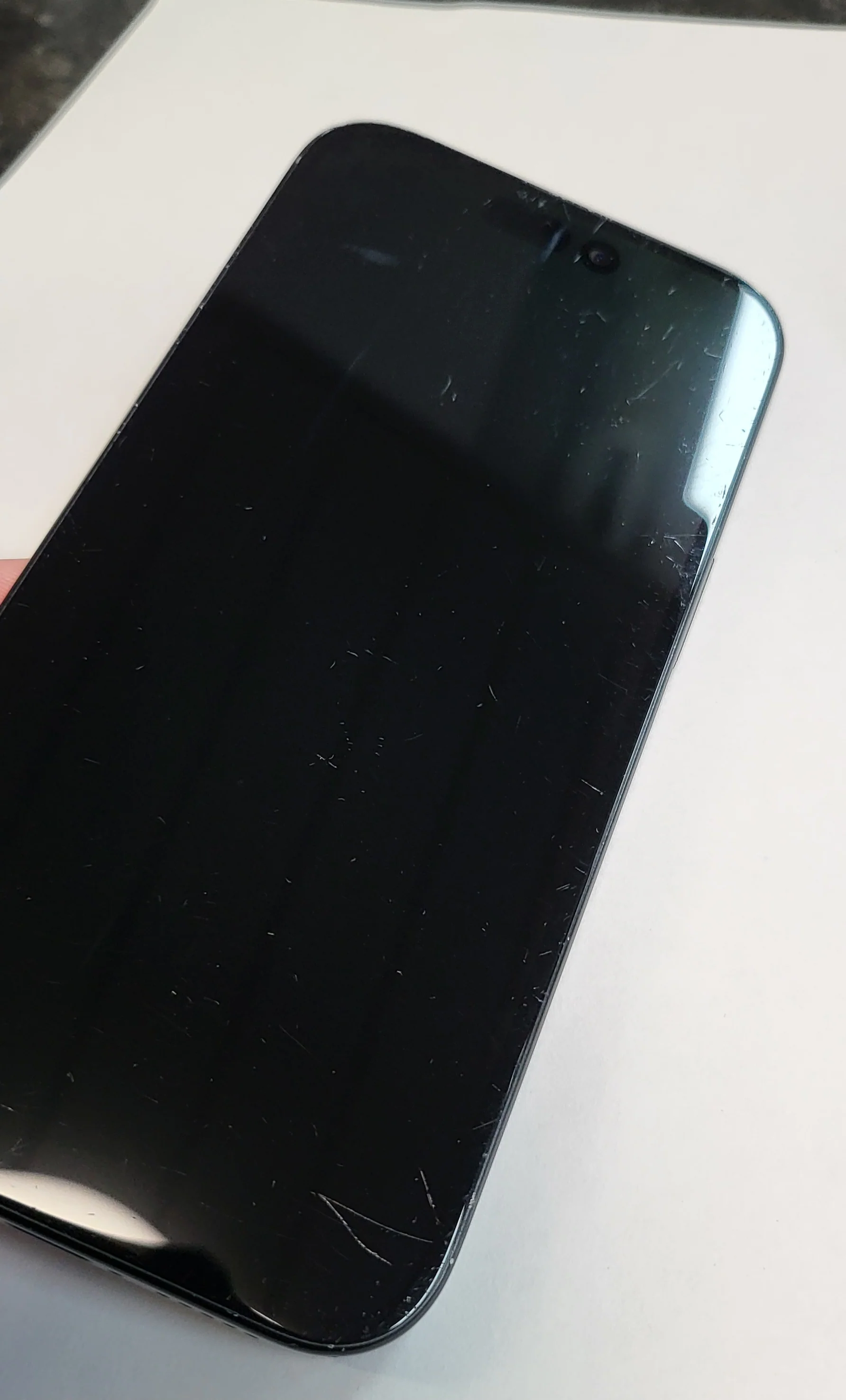 Apple iPhone 15 Black, 128GB, Unlocked, 87% Battery Health - Image 4
