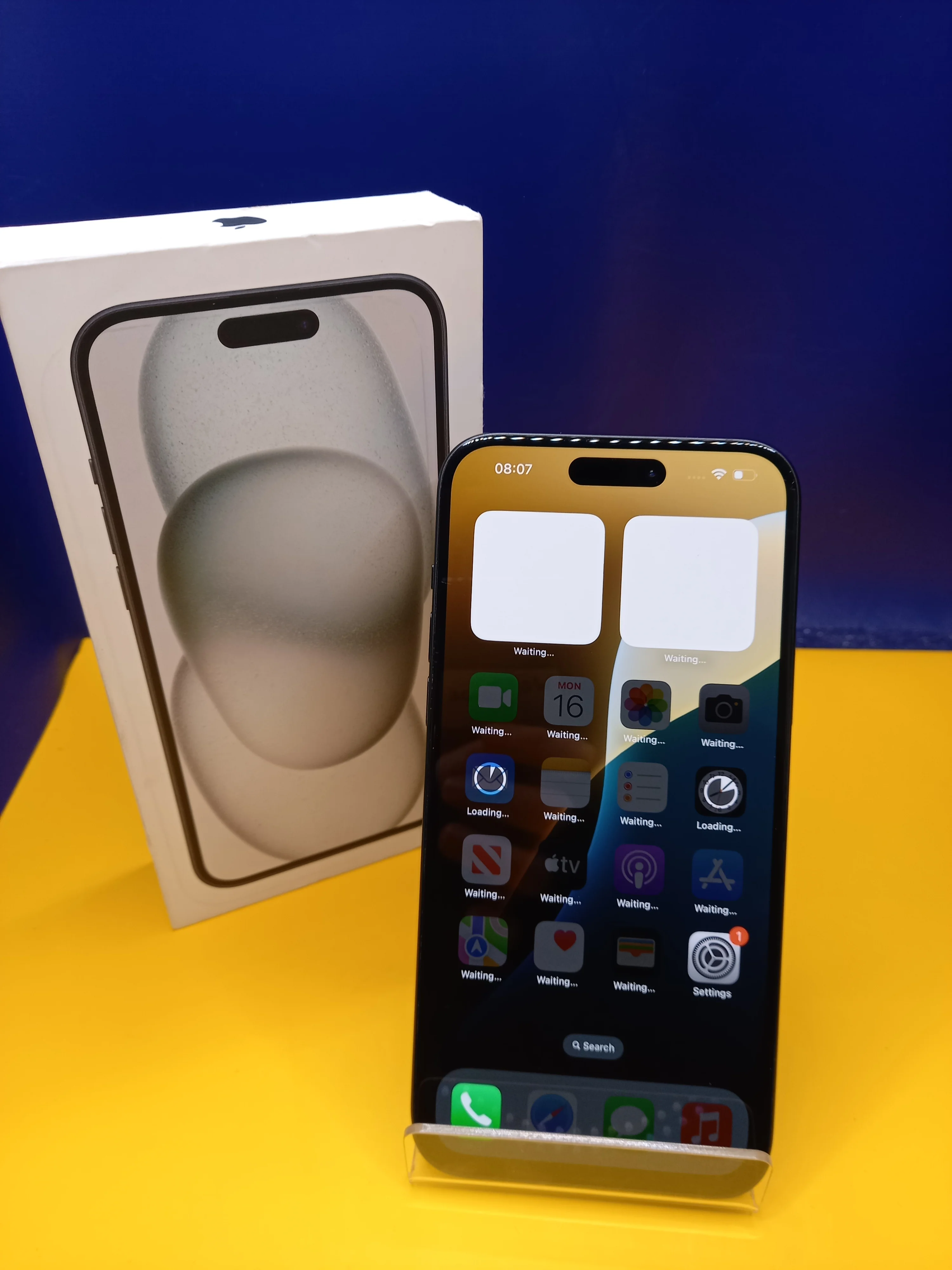 Apple iPhone 15 Plus 100% (111 cycle count) - Image 2