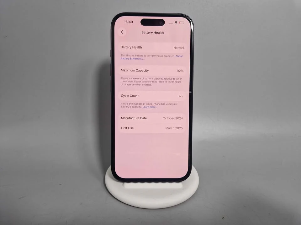 Apple iPhone 16 128GB Black, Unlocked B - Image 2