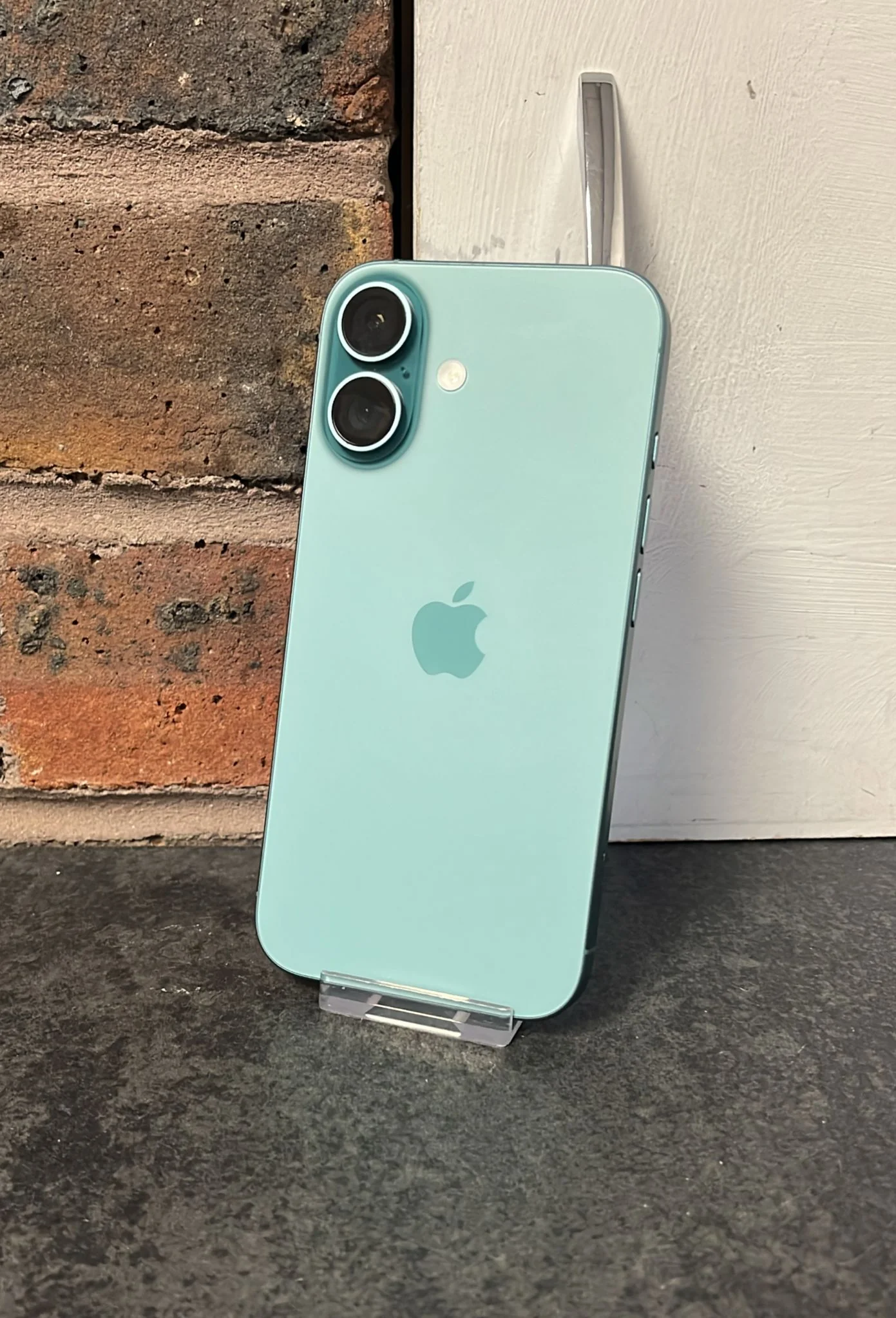 Apple iPhone 16 128GB Teal **90%BH** - Image 3