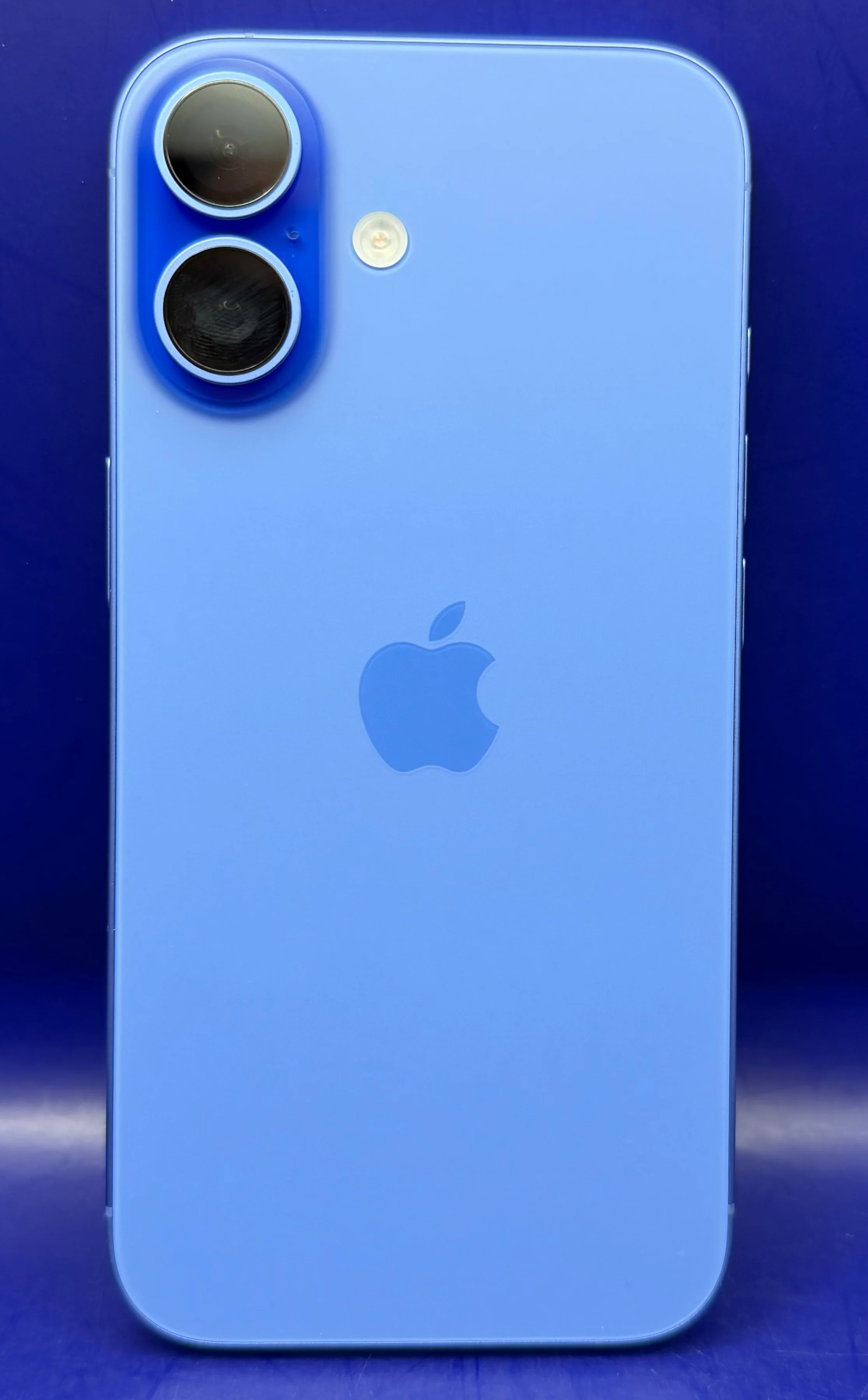Apple iPhone 16 128GB Ultramarine Unlocked - Chesterfield - Image 4