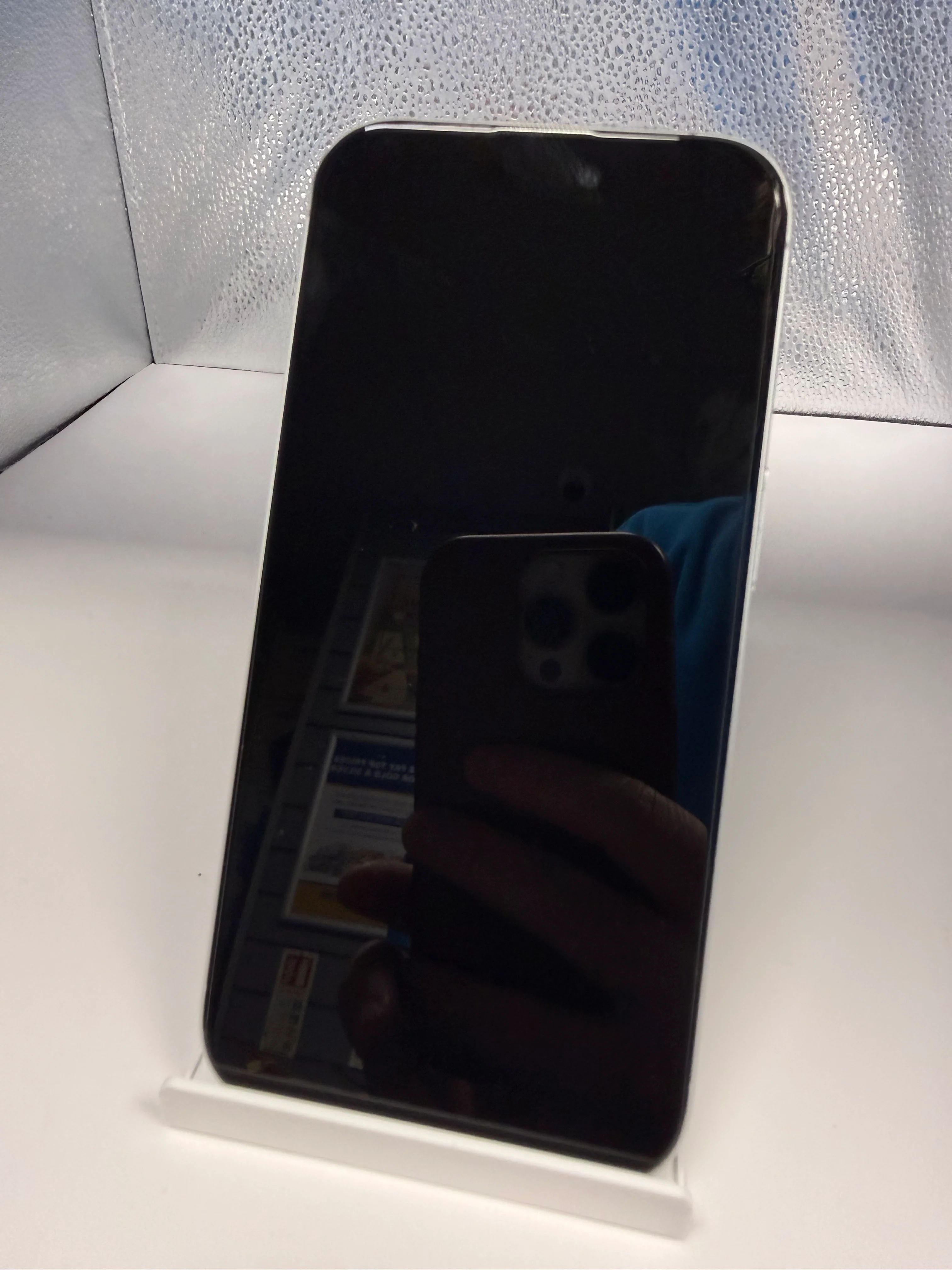 Apple iPhone 16 128gb White - Image 2