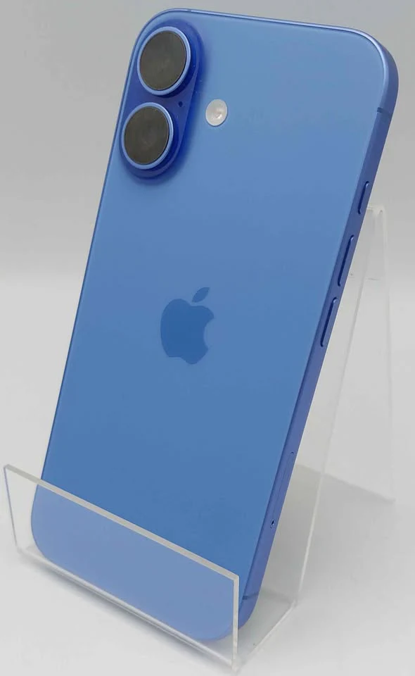 Apple iphone 16 256GB ultramarine unlocked and unboxed (battery health 93%) - Image 3