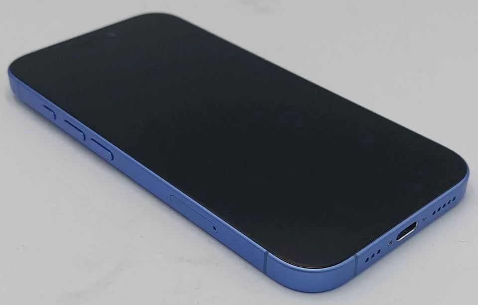 Apple iphone 16 256GB ultramarine unlocked and unboxed (battery health 93%) - Image 4