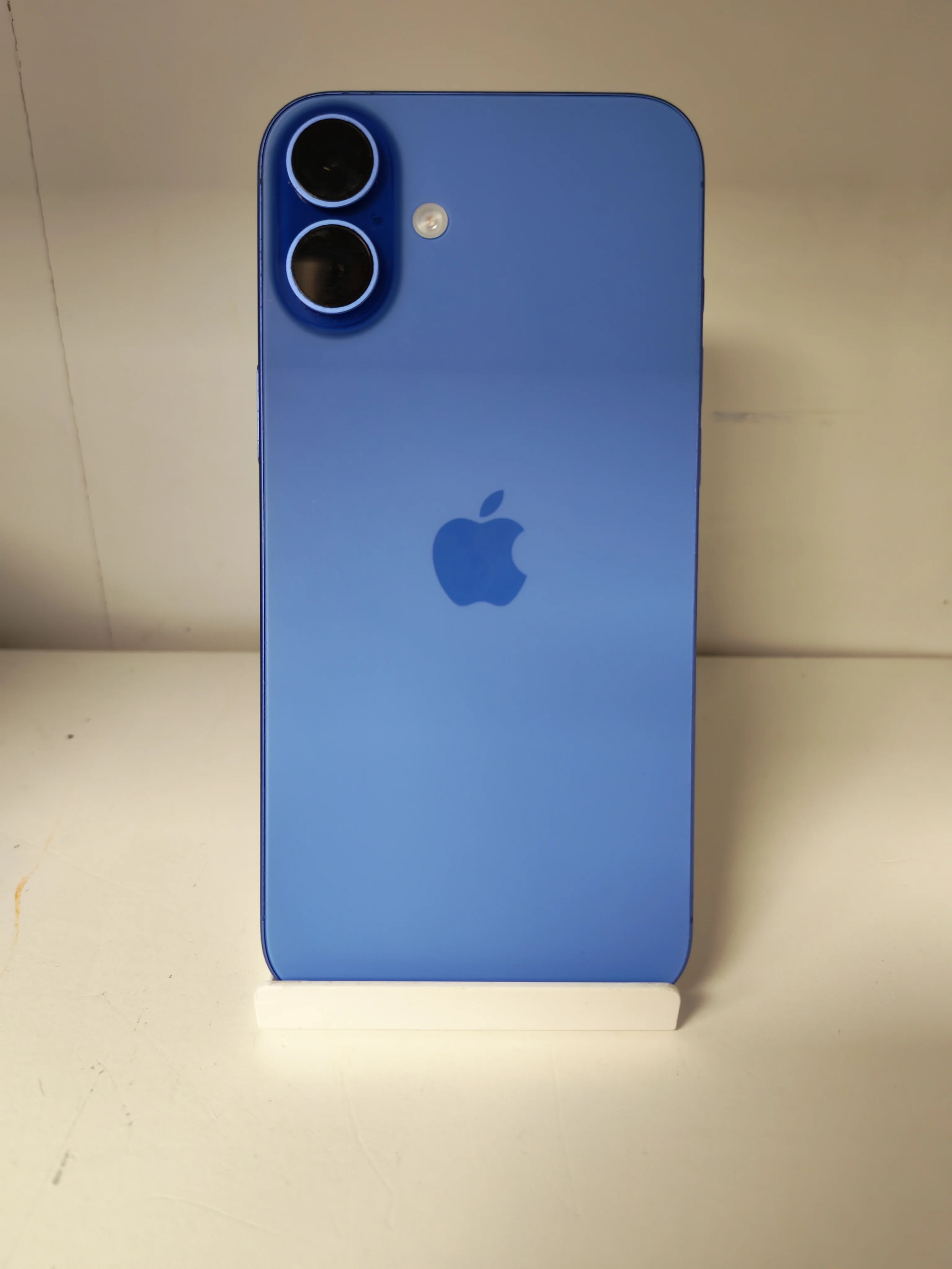 Apple iPhone 16 Plus - 512GB - Ultramarine - 100% Battery Health - Great Yarmouth - Image 2