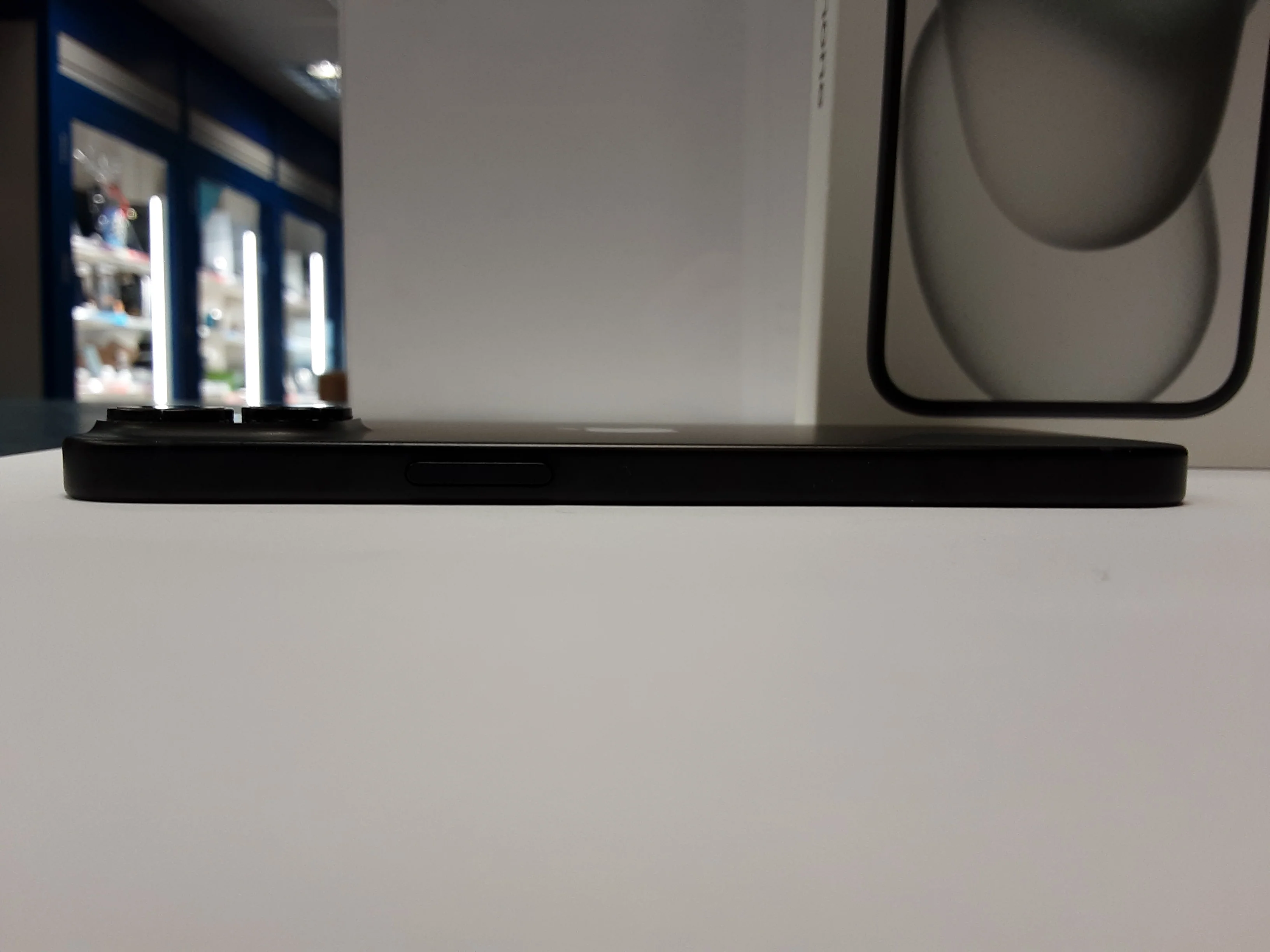 Apple iPhone 15 - Image 4