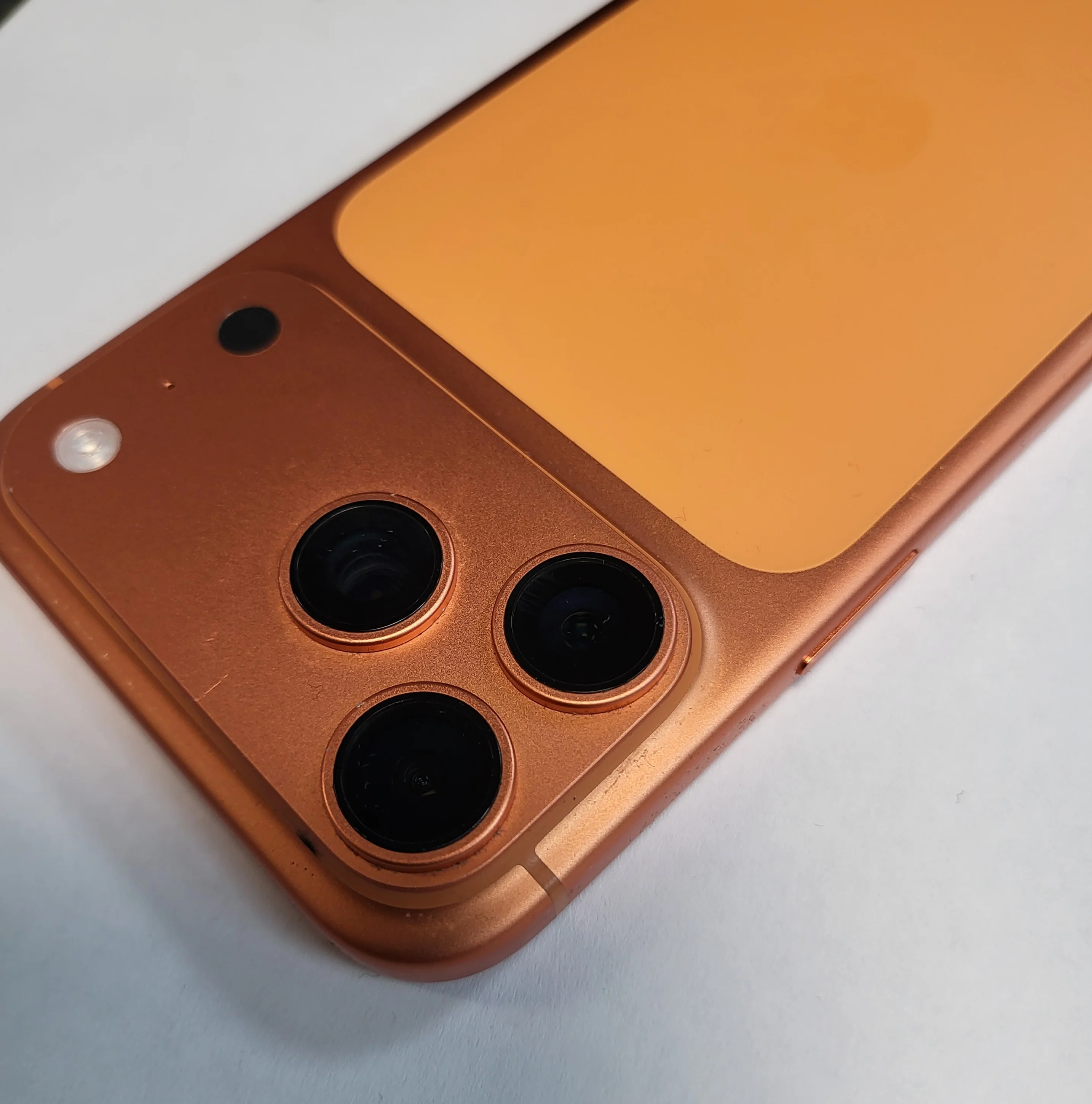 Apple iPhone 17 Pro Max (A3526) Cosmic Orange - 256GB - Unlocked - Image 3
