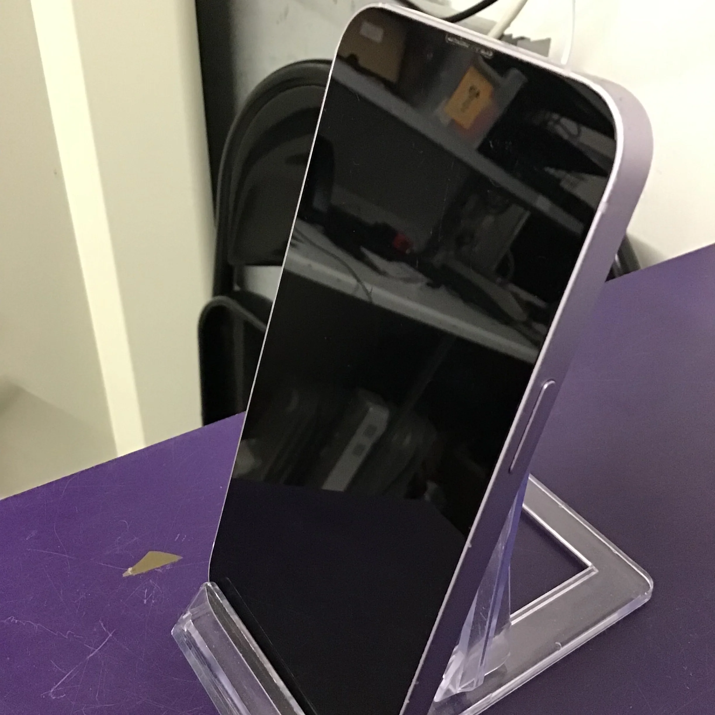 Apple iPhone 14 - Image 3