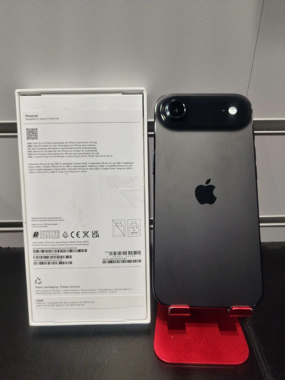 Apple iPhone Air (A3517) 256GB Space Black, Unlocked - Image 3