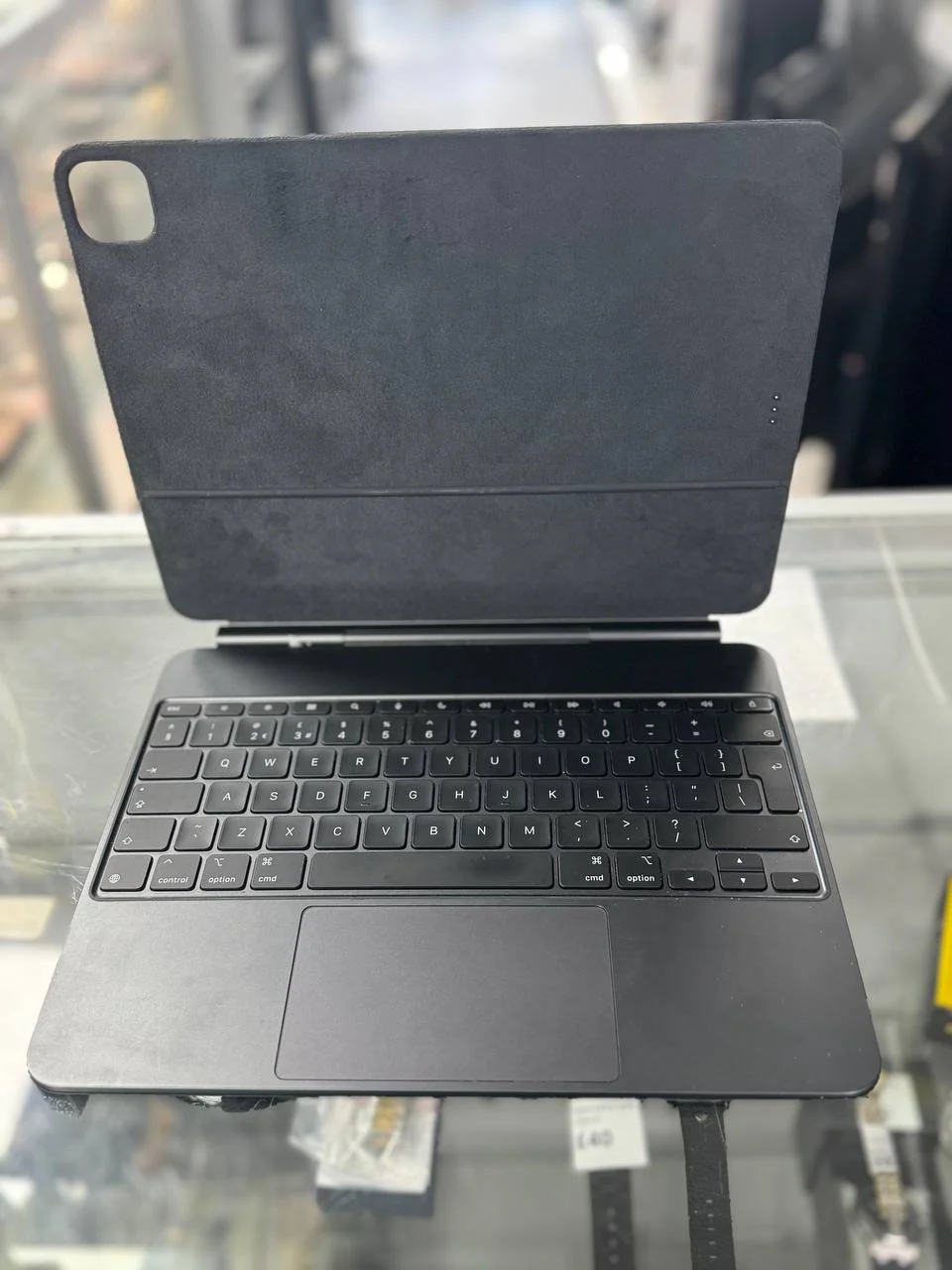 Apple Magic Keyboard For iPad Pro 11-inch (M4) - Black ** Collection Only - Wythenshawe ** - Image 4