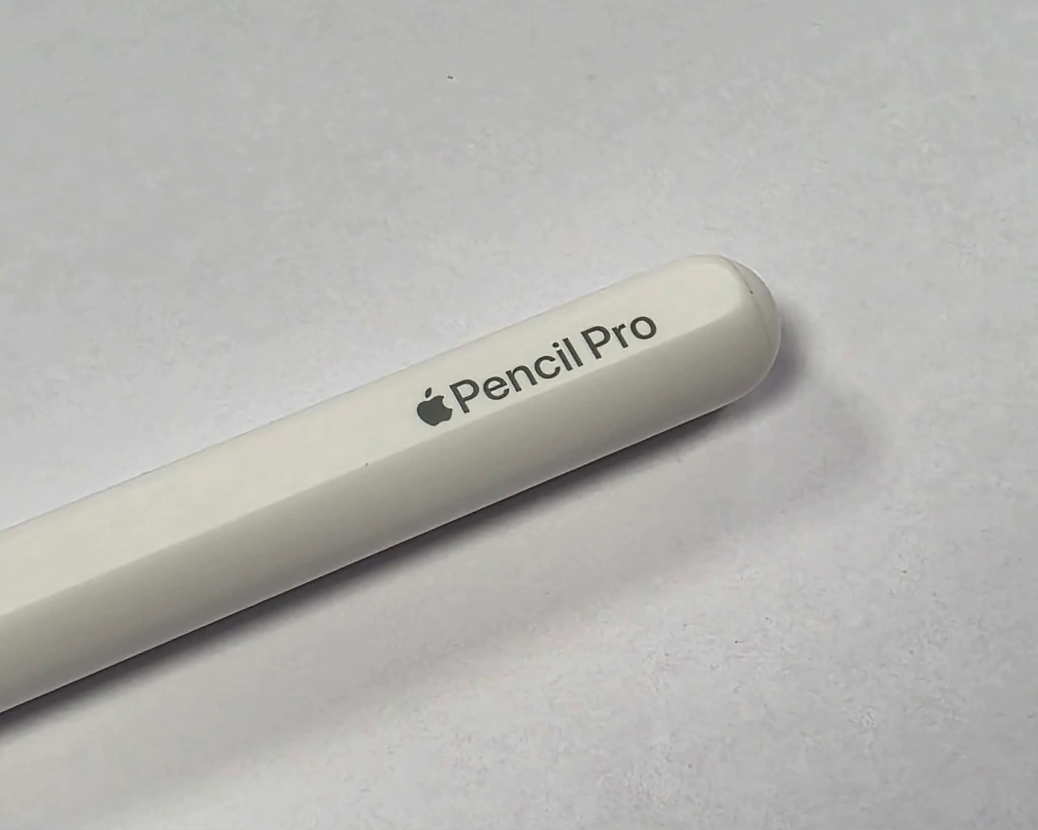Apple Pencil Pro A2538 2025 - Image 2