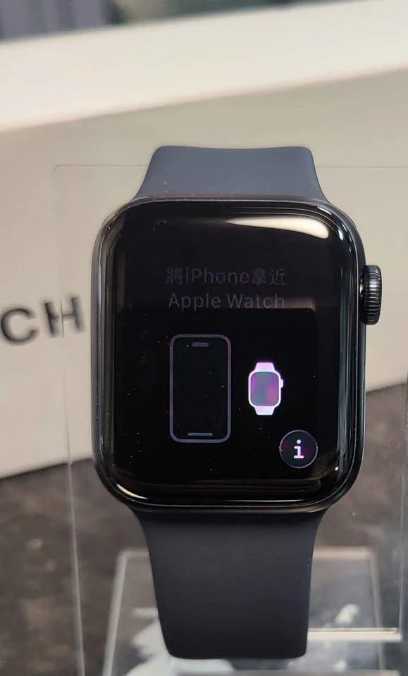Apple Watch SE 3RD Gen (GPS) - Midnight Aluminium - 40mm - Boxed - Image 2