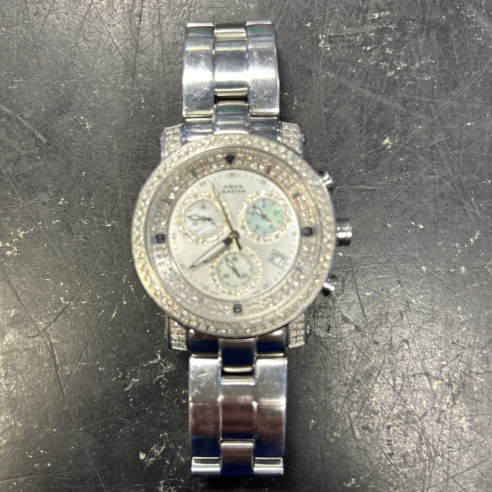 Aqua Master Luxury Unisex SAM94L Diamond Chronograph - Image 2