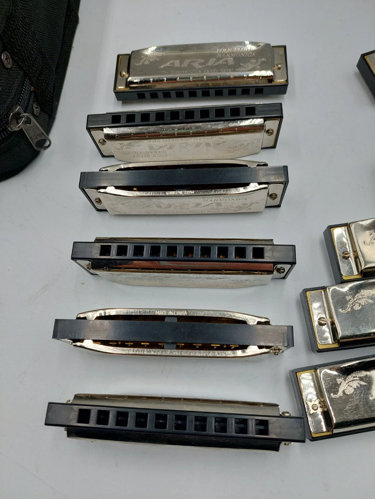 Aria Folk Blues 10-Hole Diatonic Silver Harmonicas Set of 12 - *Original Case* - Image 3