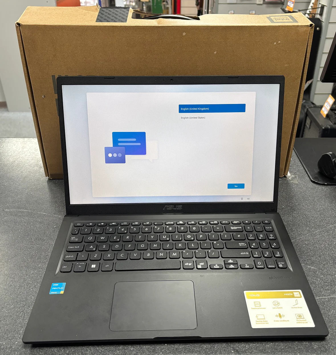Asus 15 X1500E - Intel Gold 7505 - 8GB Ram - 256GB SSD - 15" - Window 11 - Boxed