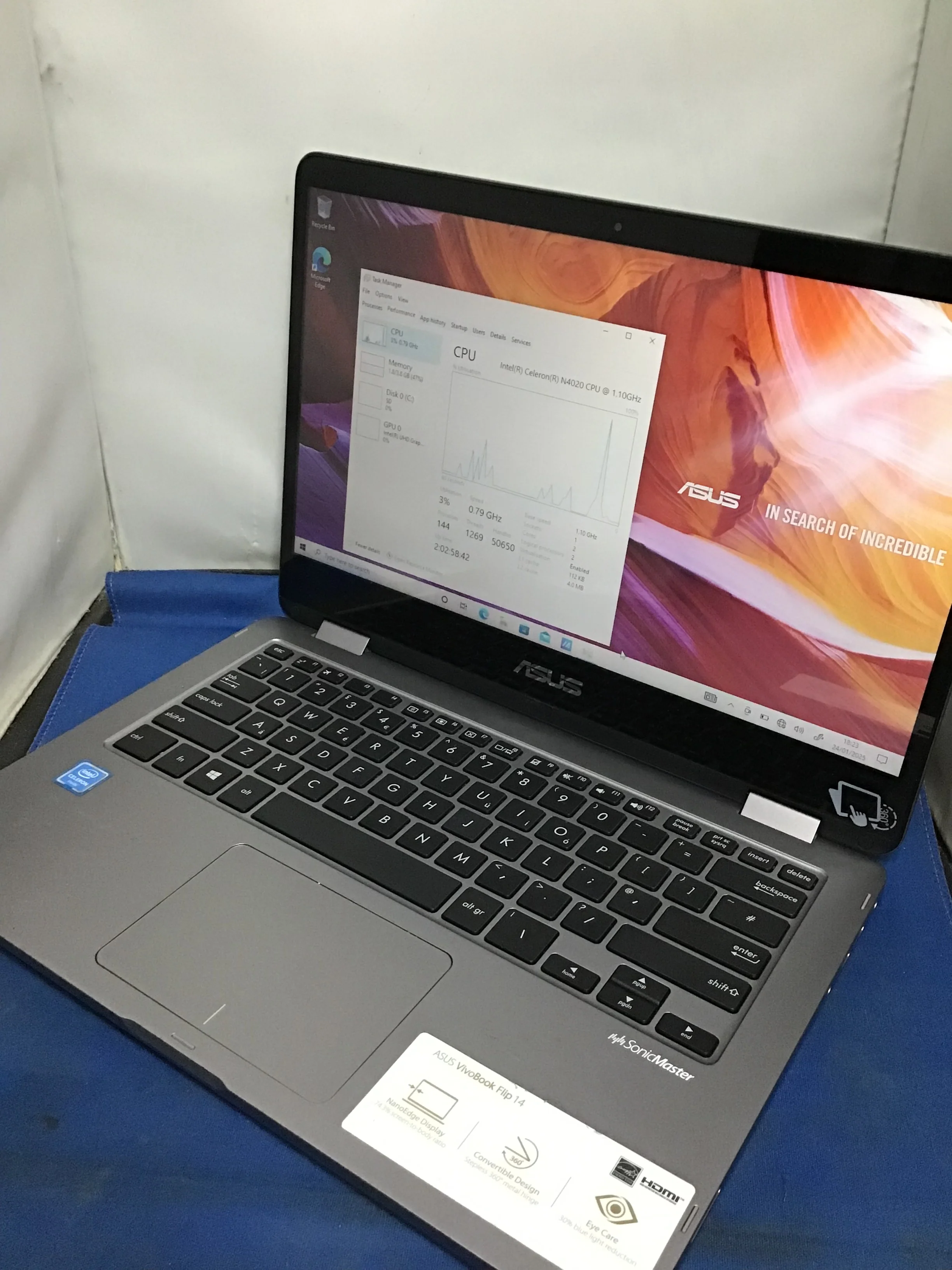 Asus laptop - 64GB Storage - Image 2