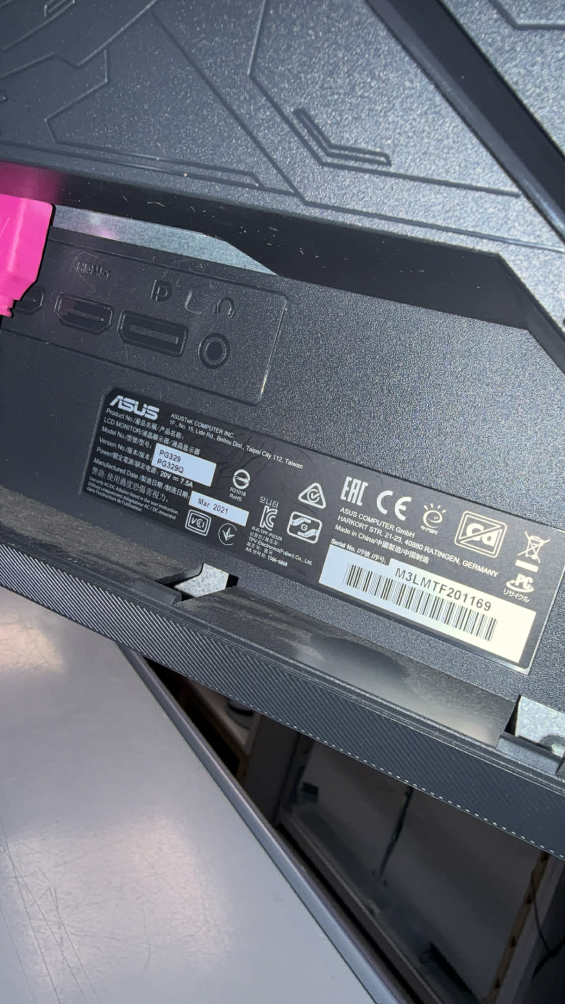 ASUS ROG Swift PG329Q 32” 1440p 2K Monitor - Image 3