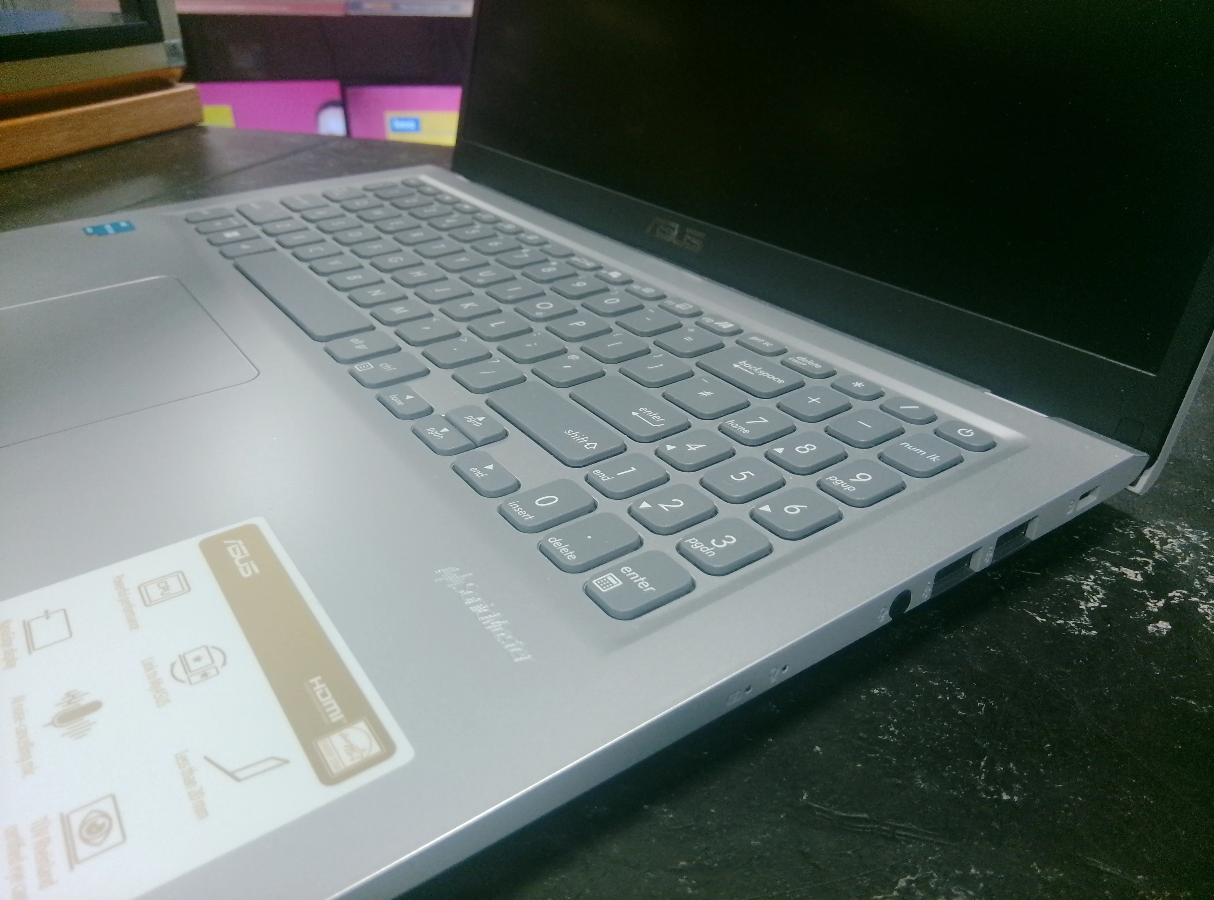 ASUS Vivobook 15 Intel Core Laptop - Image 2