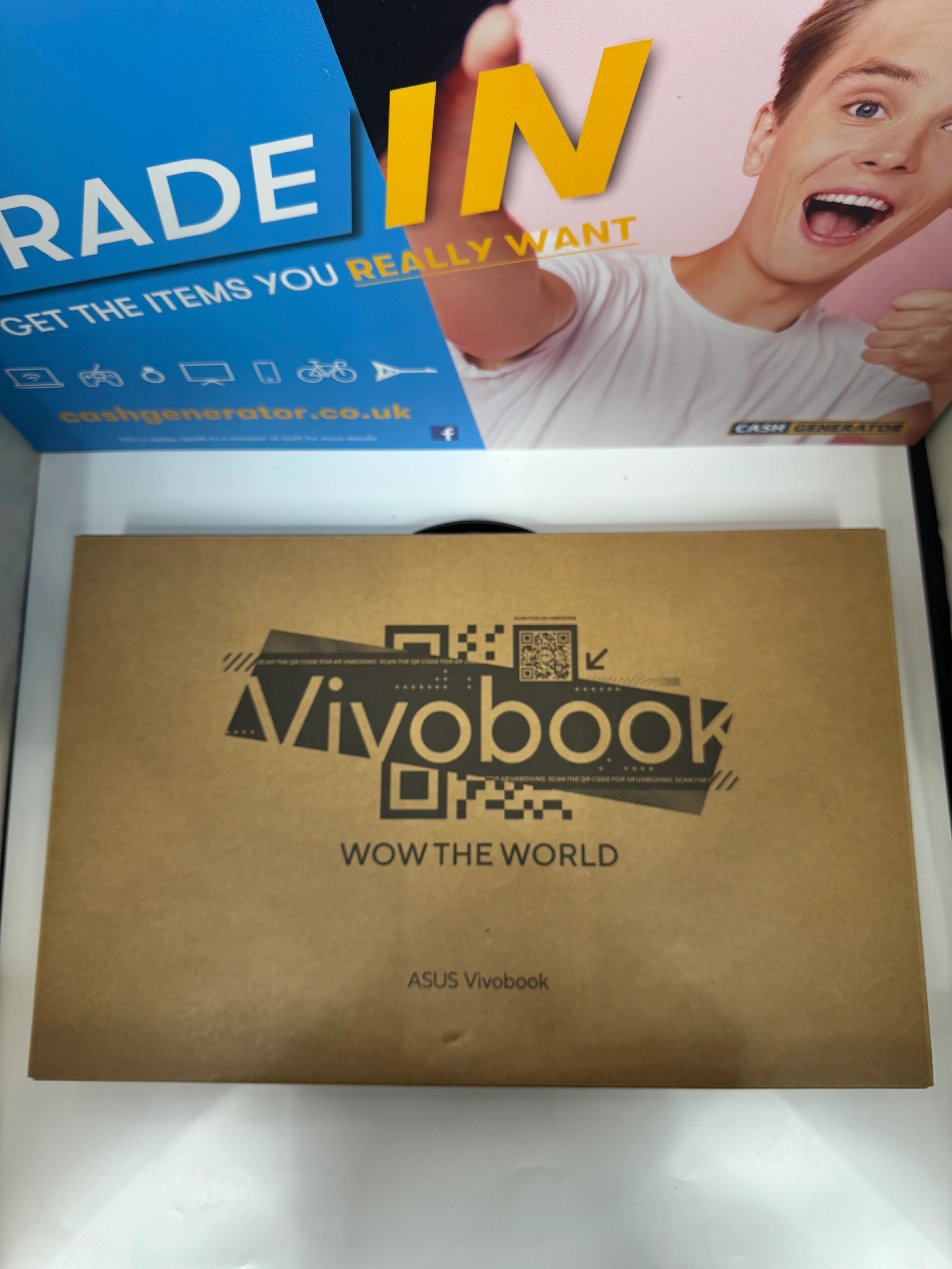 ASUS Vivobook 16 - MY1605Y - 512GB SSD - 8GB RAM - Image 3