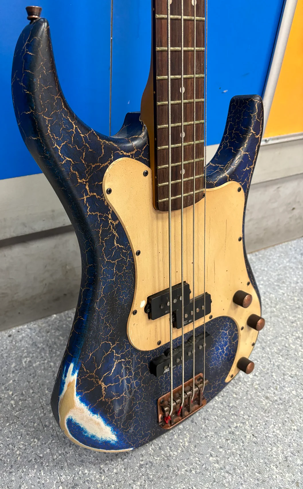 Axl Badwater Electric 4 String Bass Guitar - Distressed Blue Crackle - Image 3
