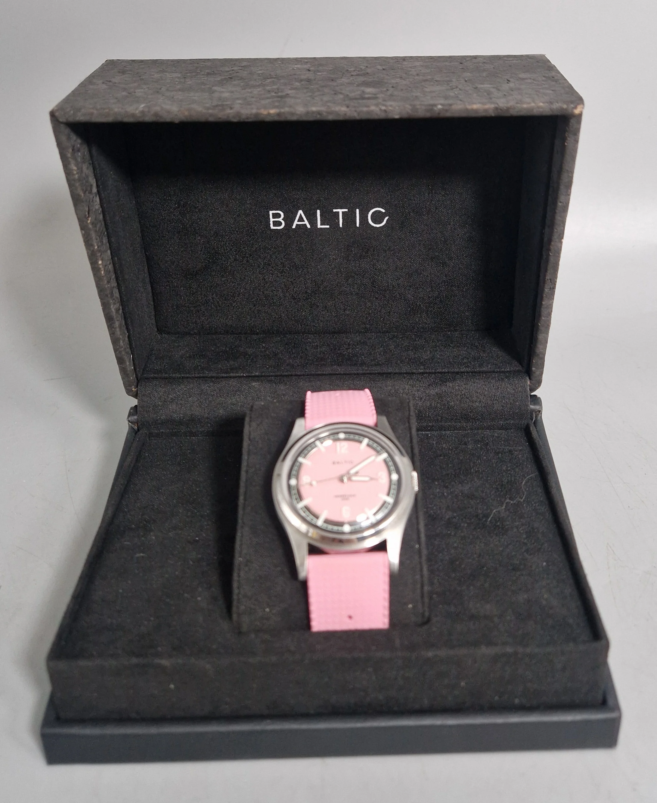 baltic hermetique summer pink boxed