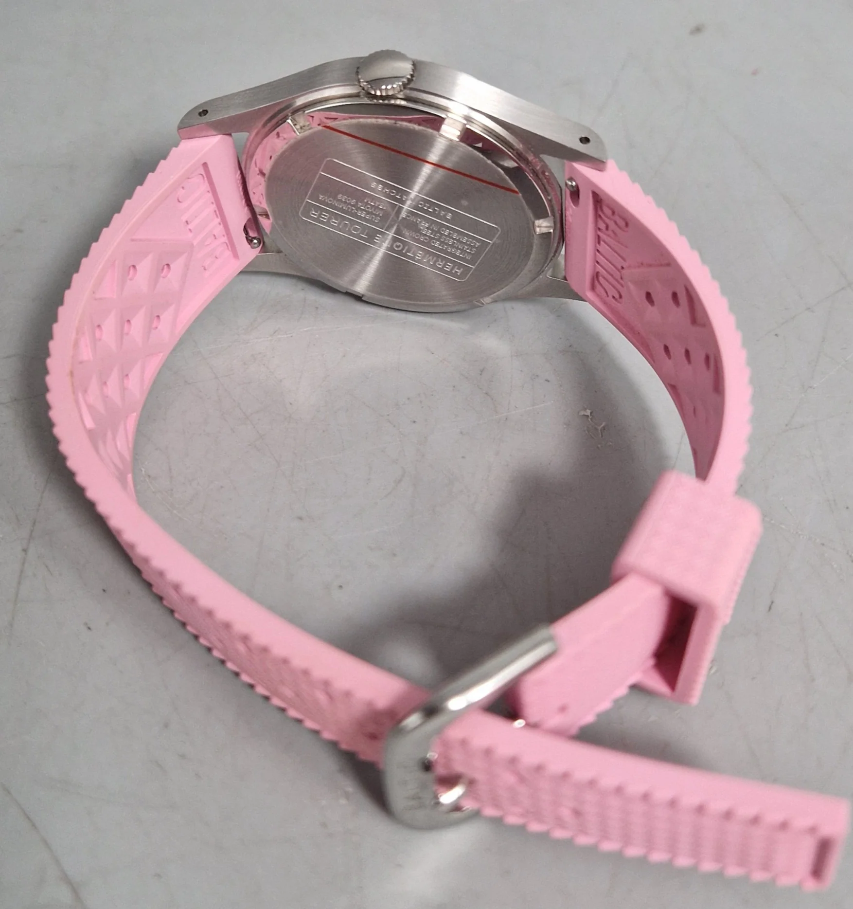 baltic hermetique summer pink boxed - Image 4