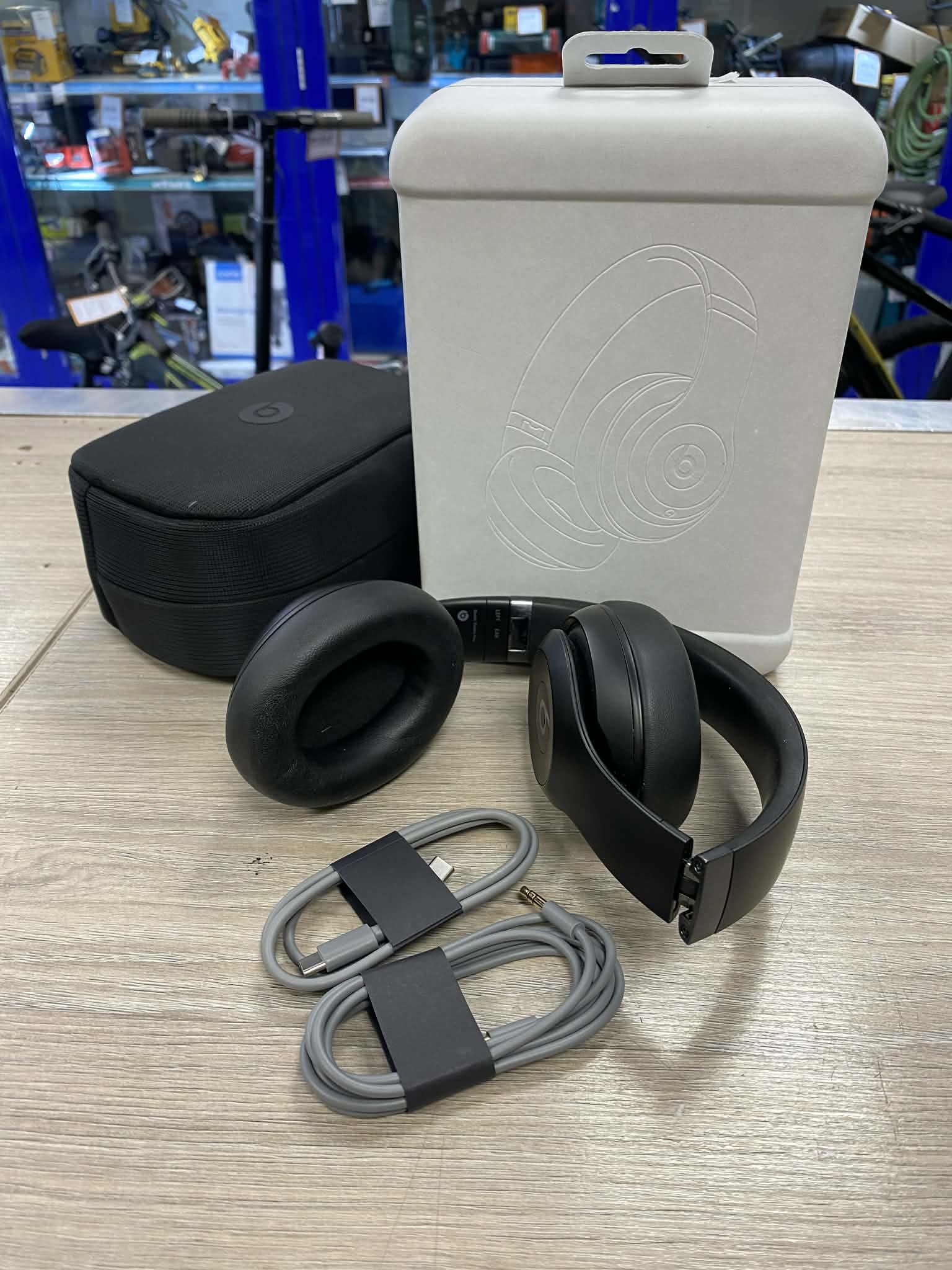 Beats Studio Pro Wireless Headphones