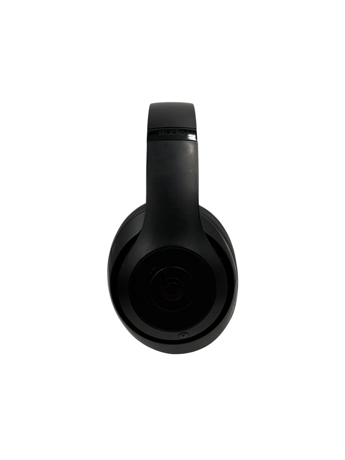 Beats Studio3 Wireless Bluetooth Headphones - Image 4