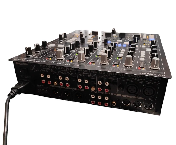 Behringer DDM4000 DJ Mixer**Boxed** - Image 3