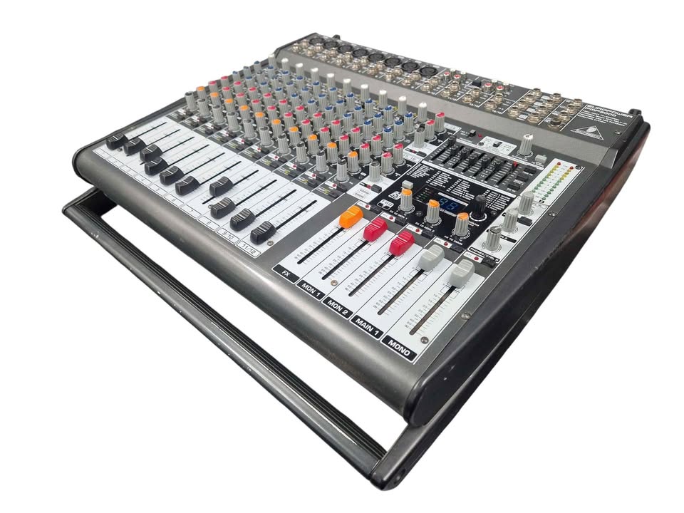 Behringer Europower PMP3000 Mixing Console (collection only) - Image 3