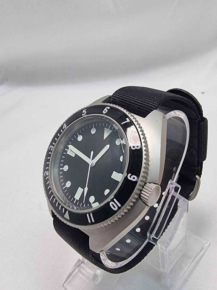 Benrus Type I Beam5+ Military Issue Revival Quartz Watch Black Dial - Boxed In Excellent Condition - Image 2