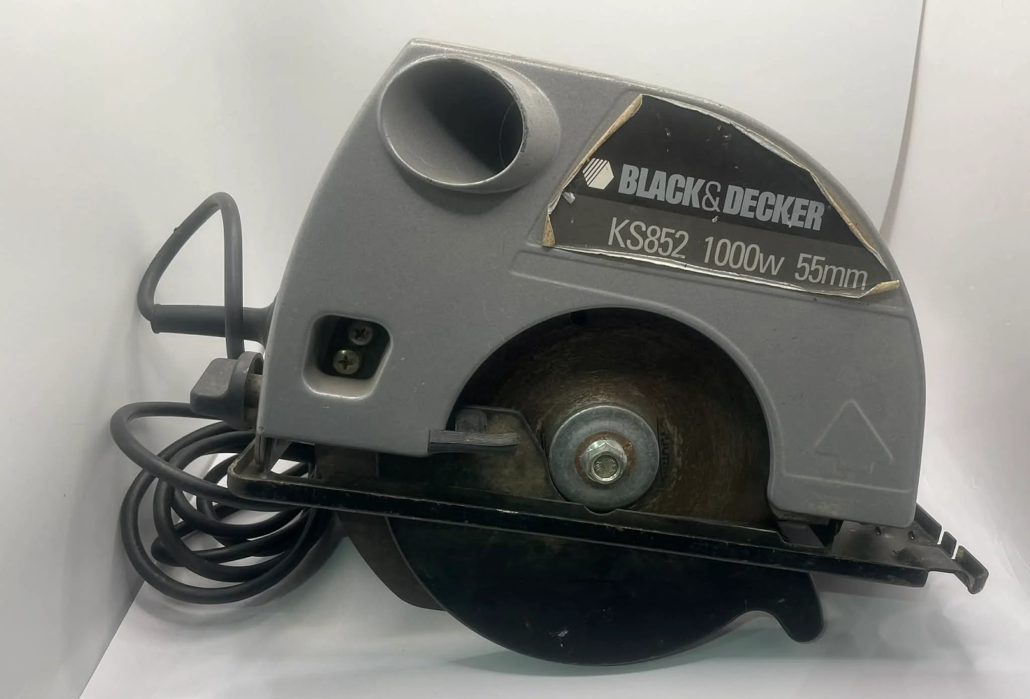 Black and Decker 1000w Saw