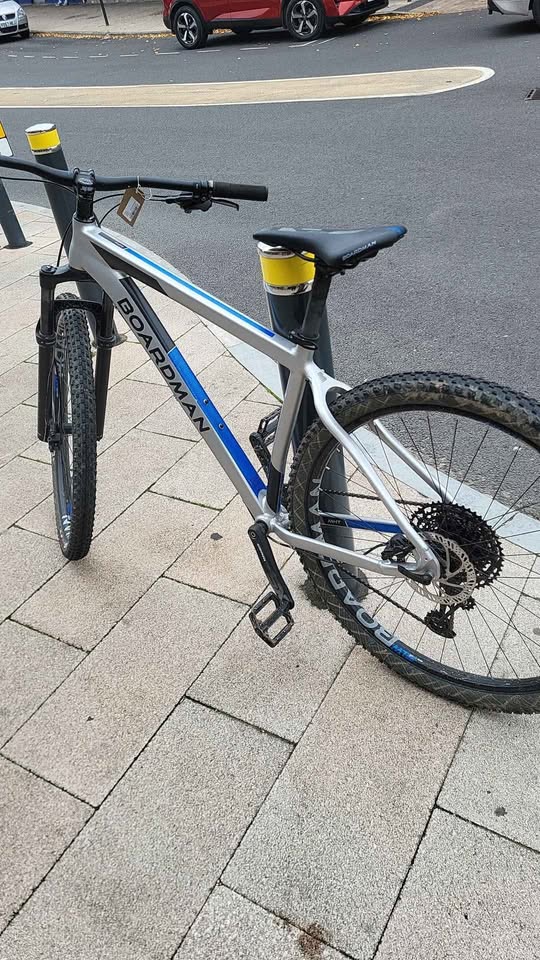 Boardman MHT 8.8 downhill Mountain Bike - 19" frame, 12 speed, 29" wheels - Image 2