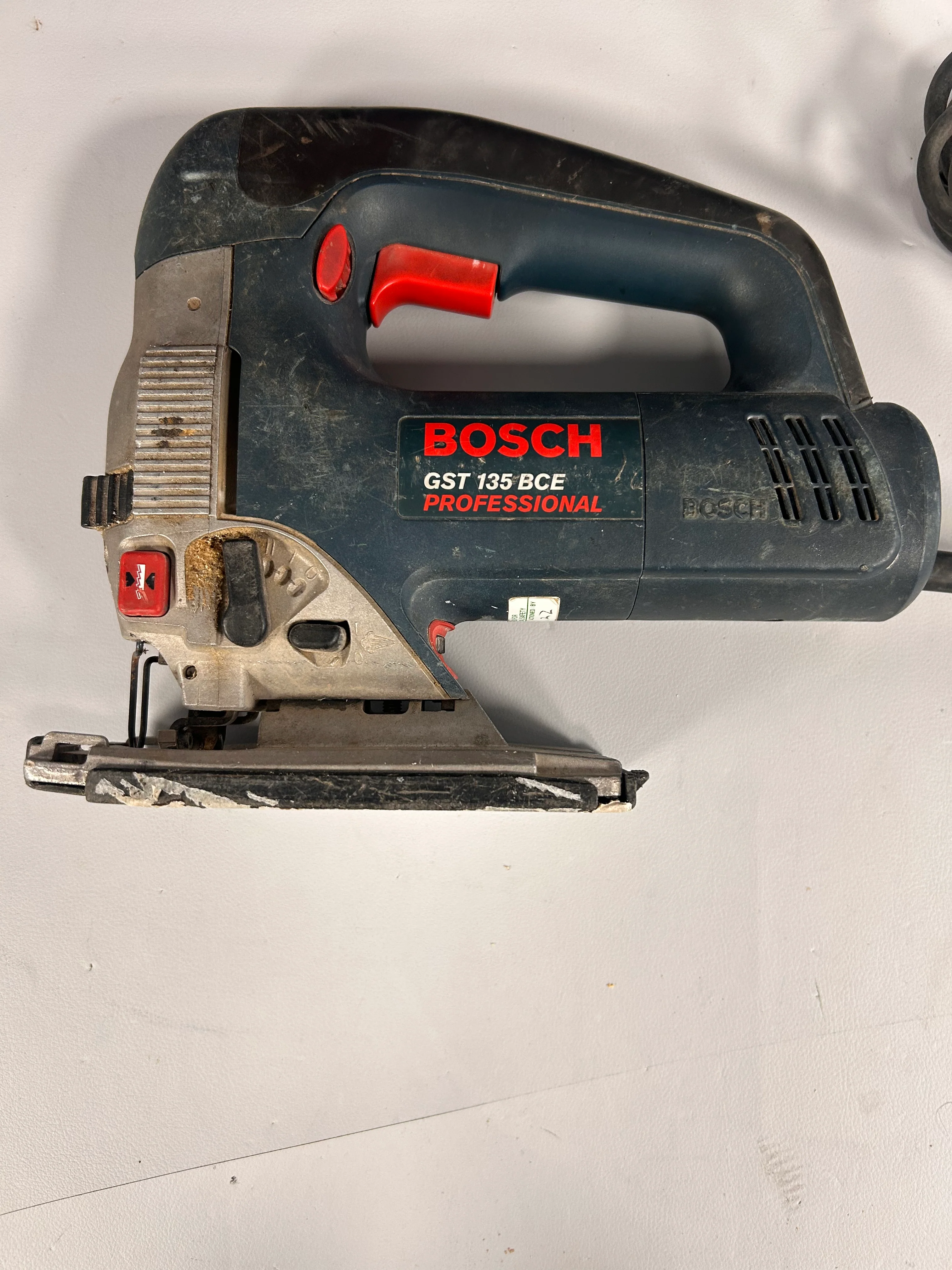 BOSCH 230V Jigsaw - Image 2