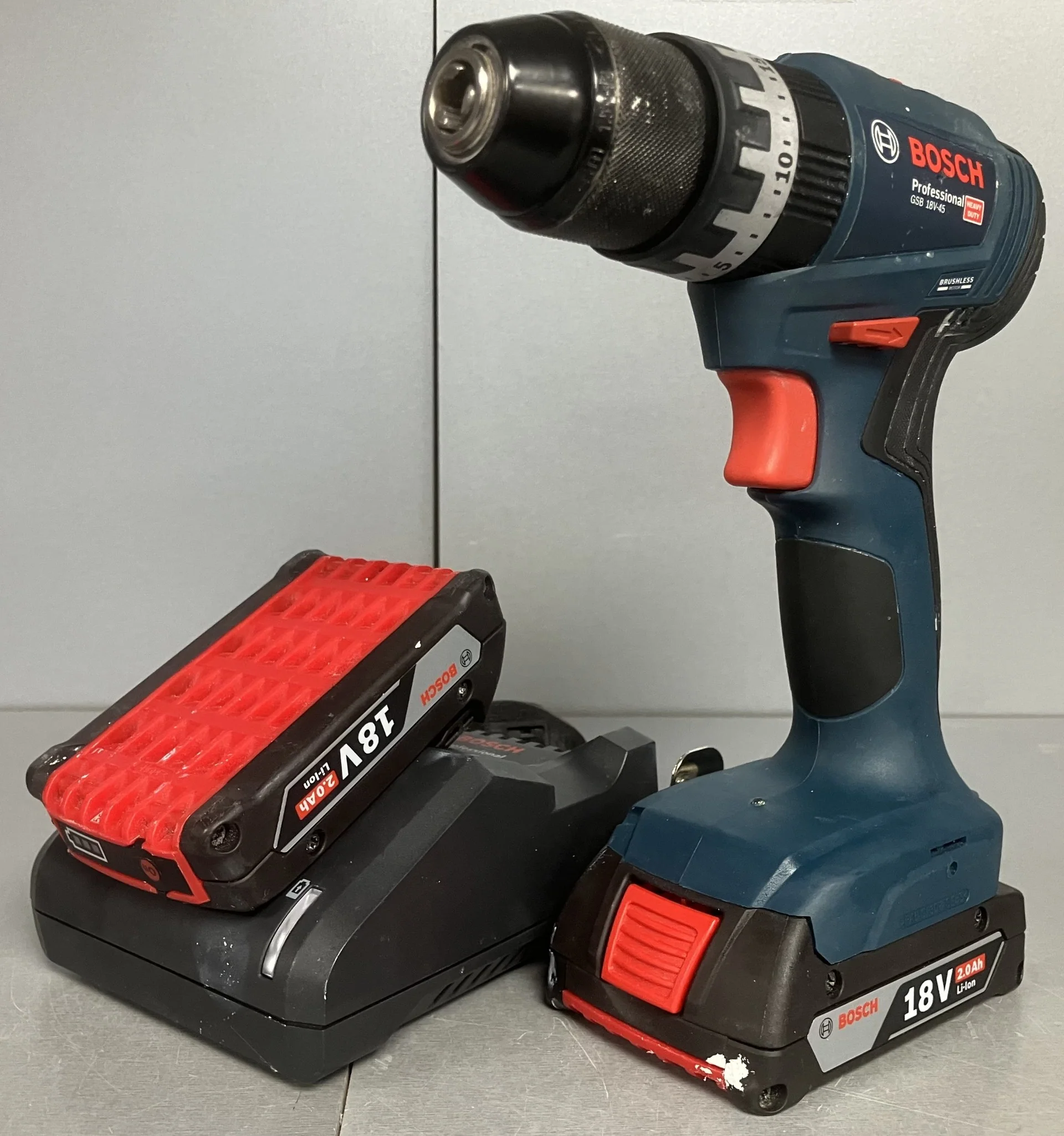 Bosch GSB 18V-45 Professional Combi Drill - 18V ( x2 Batteries ) ** Unboxed ** - Image 2