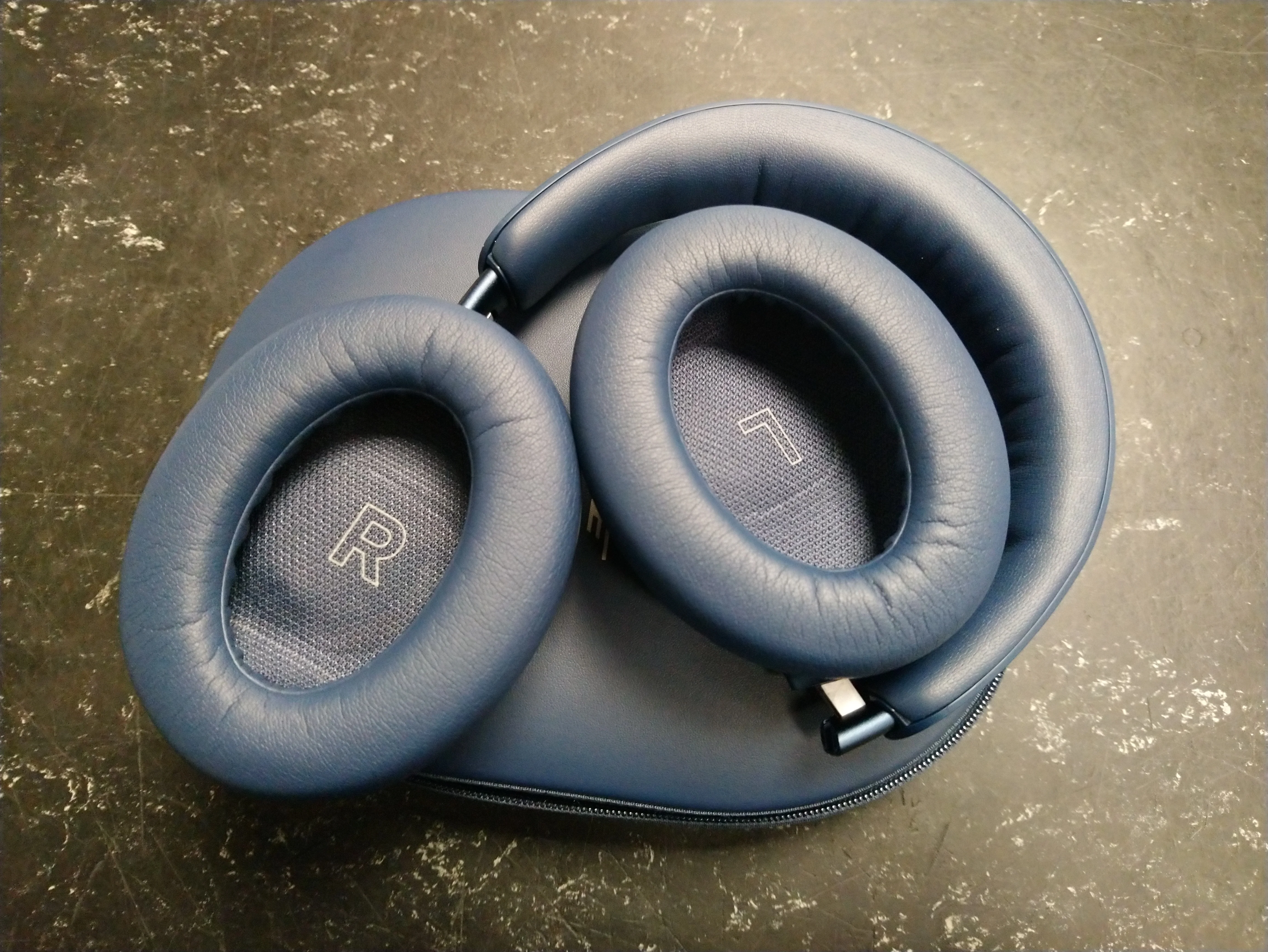 Bose qc ultra gen 2 blue - Image 4