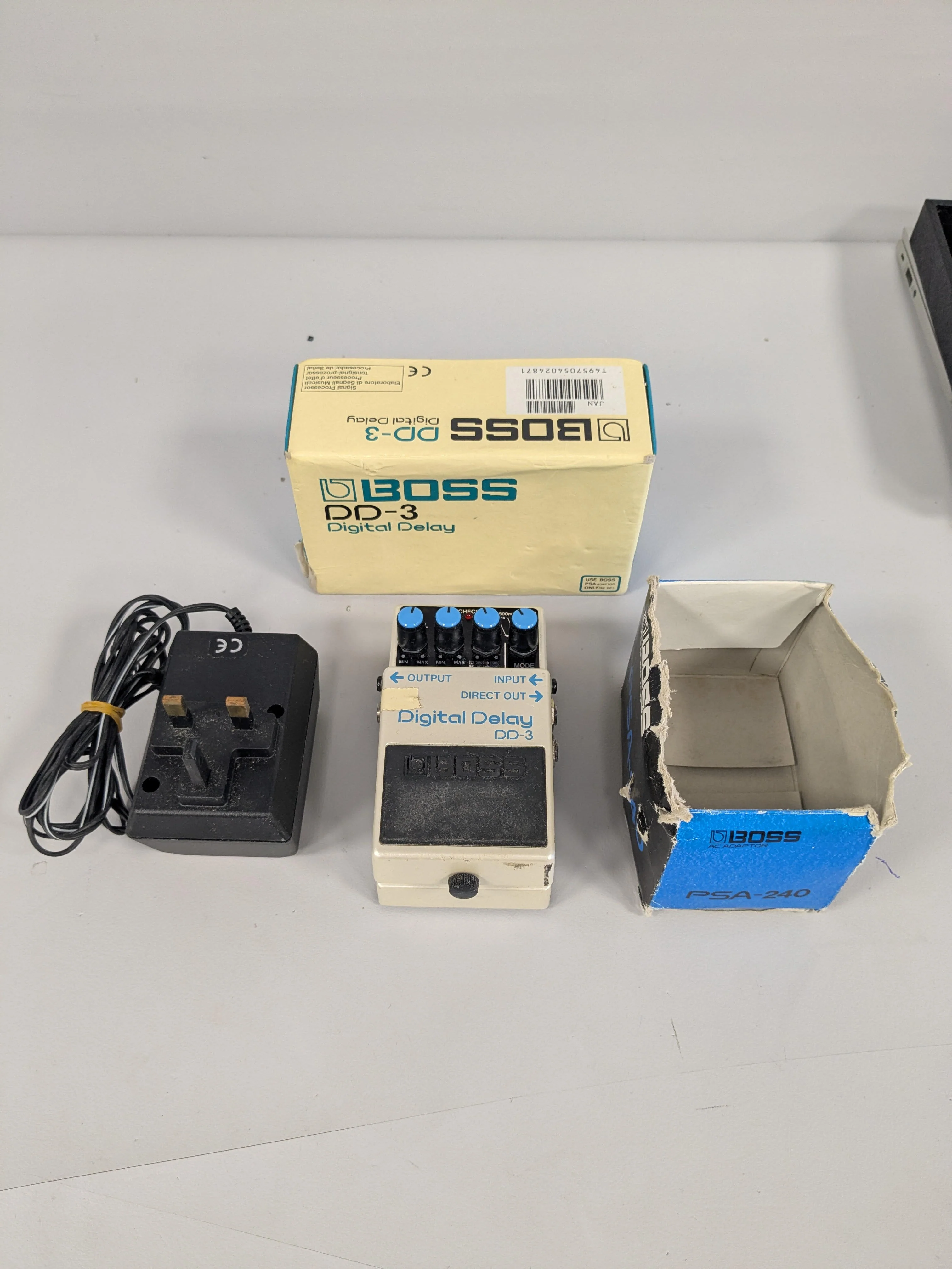 BOSS DD-3 Digital Delay Pedal - Image 2