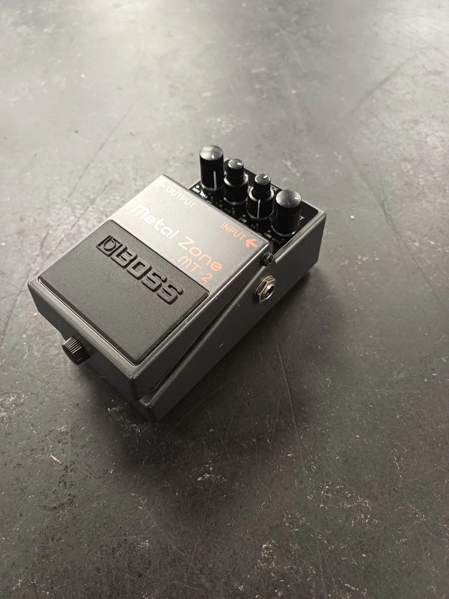 Boss MT-2 Metal Zone - Image 3