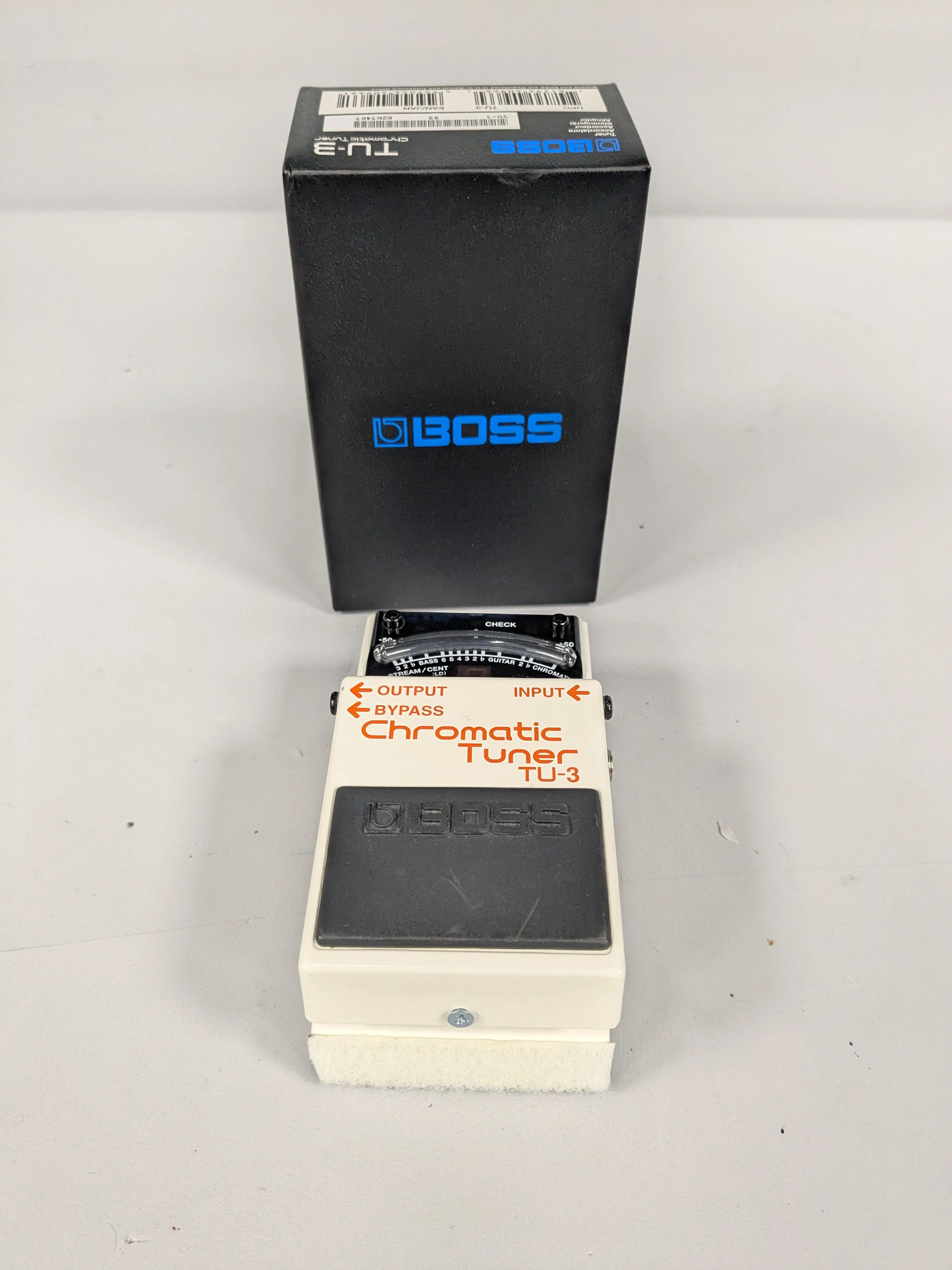 BOSS TU-3 Chromatic Tuner - Image 2