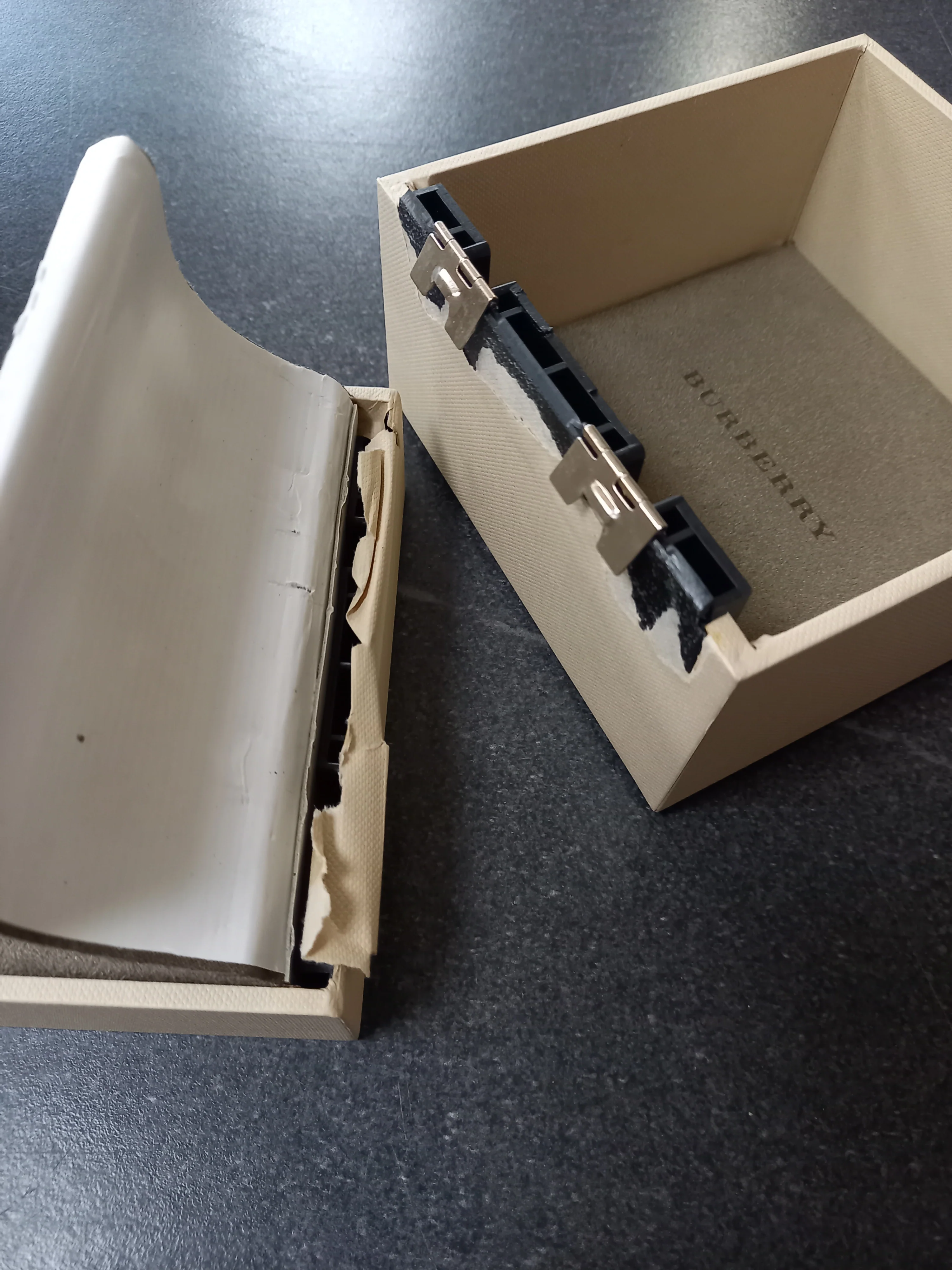 BURBERRY MENS WATCH BU2300 - Image 3