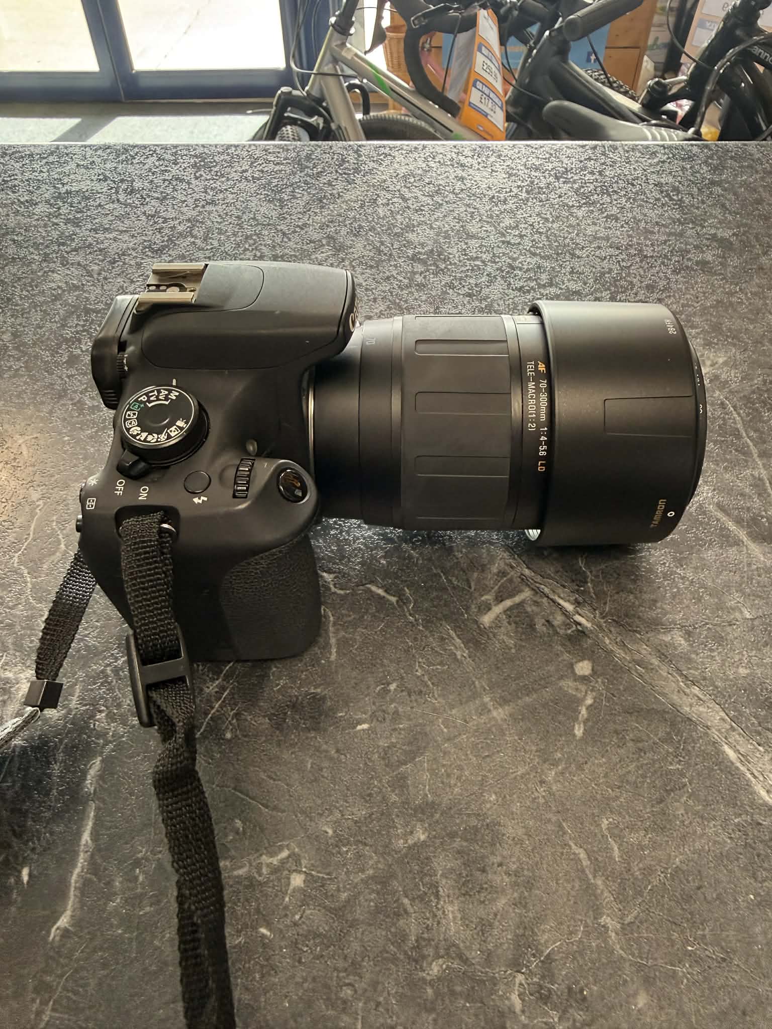 Canon EOS 1200D camera with Tamron AF 70-300mm lens - Image 4