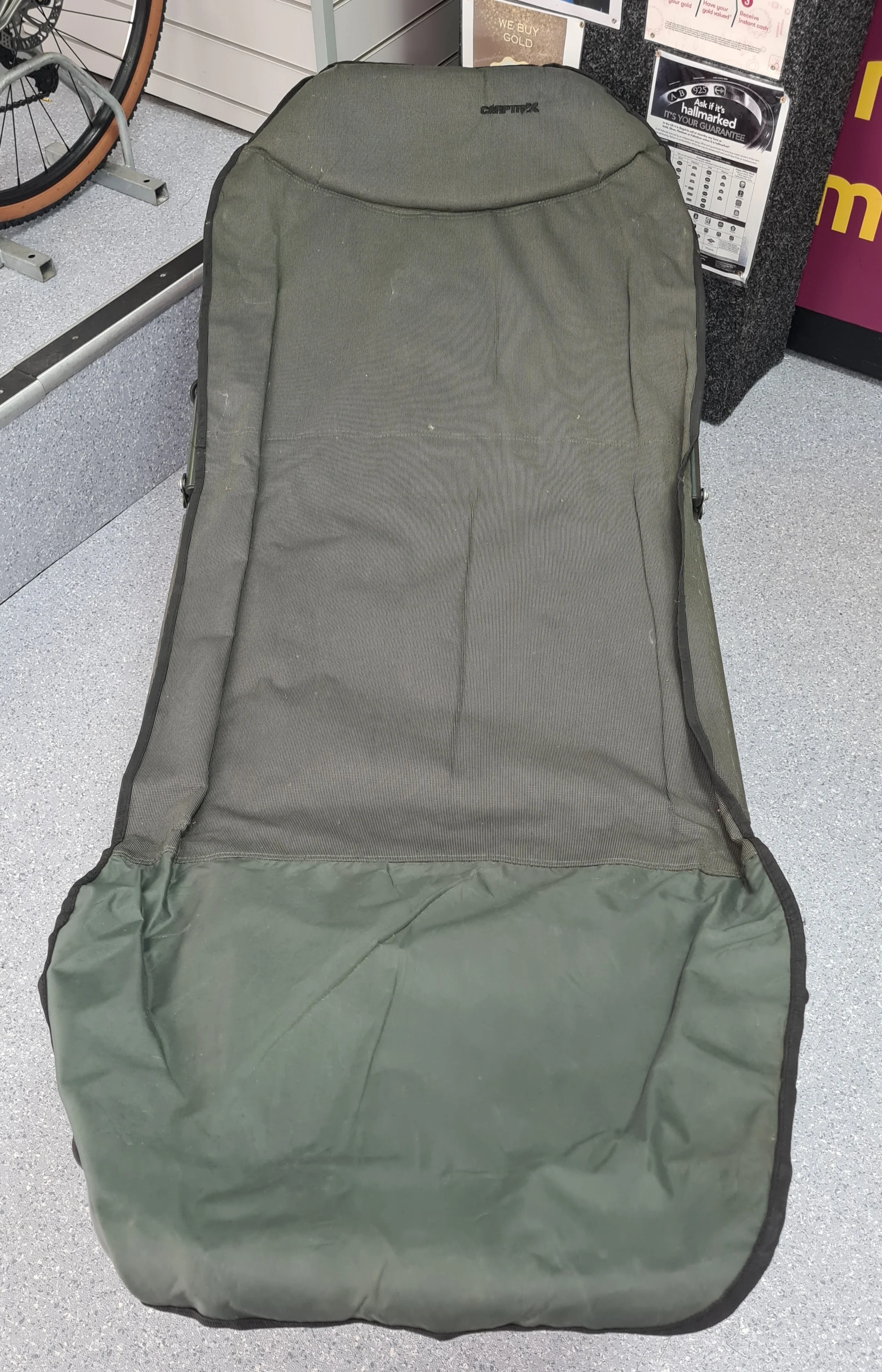 Carptrix Recliner Fishing Arm Chair With Adjustable Legs And Mud Feet, Sold As Seen - Image 4